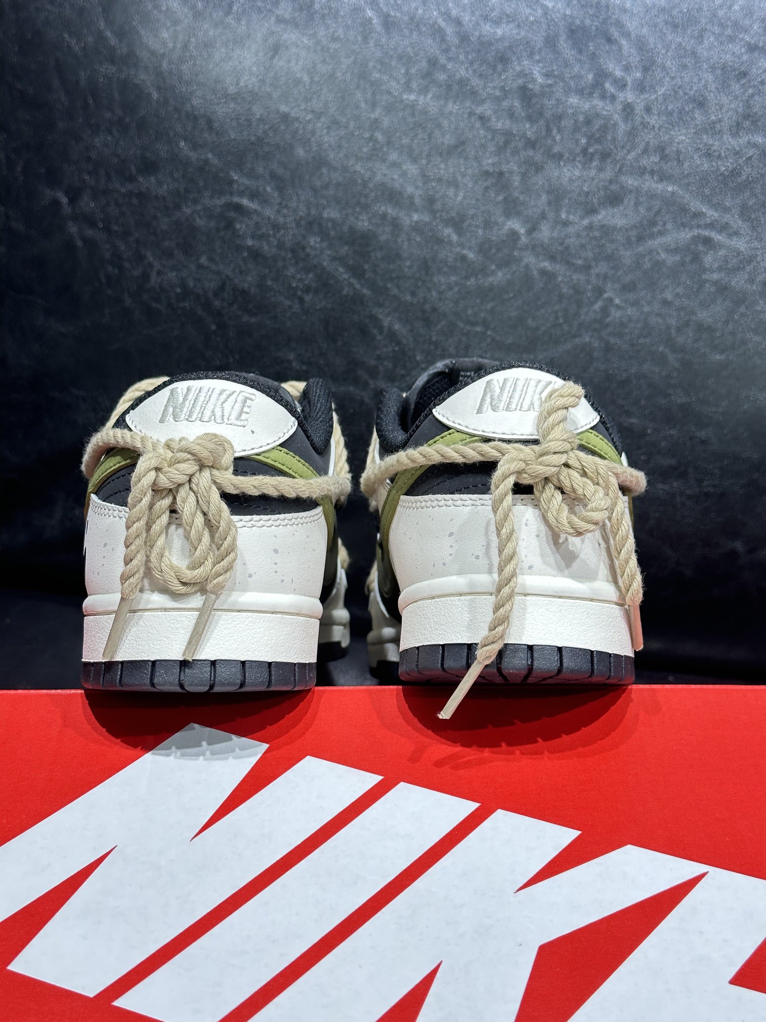 Nike Board Shoes L