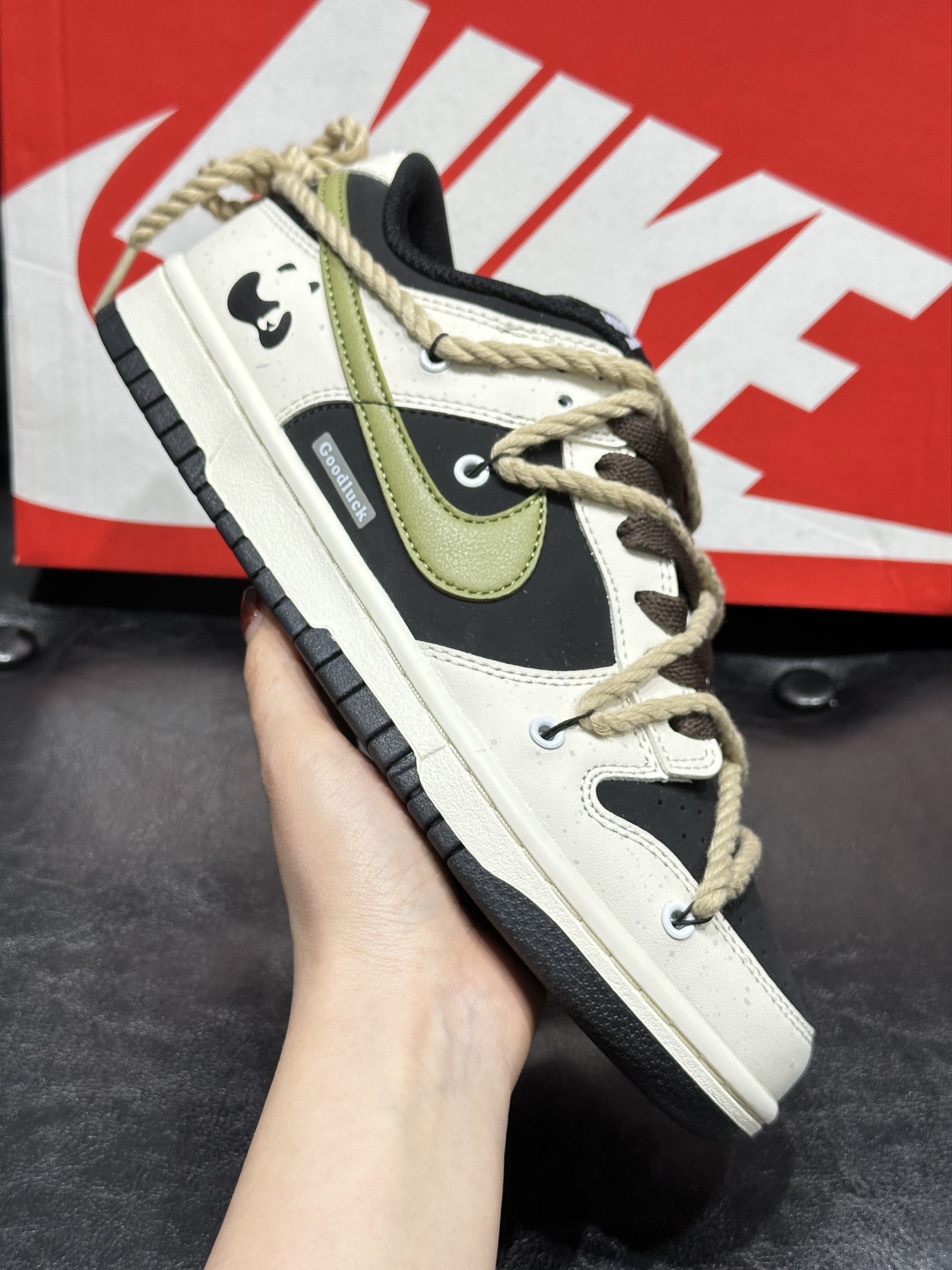 Nike Board Shoes L