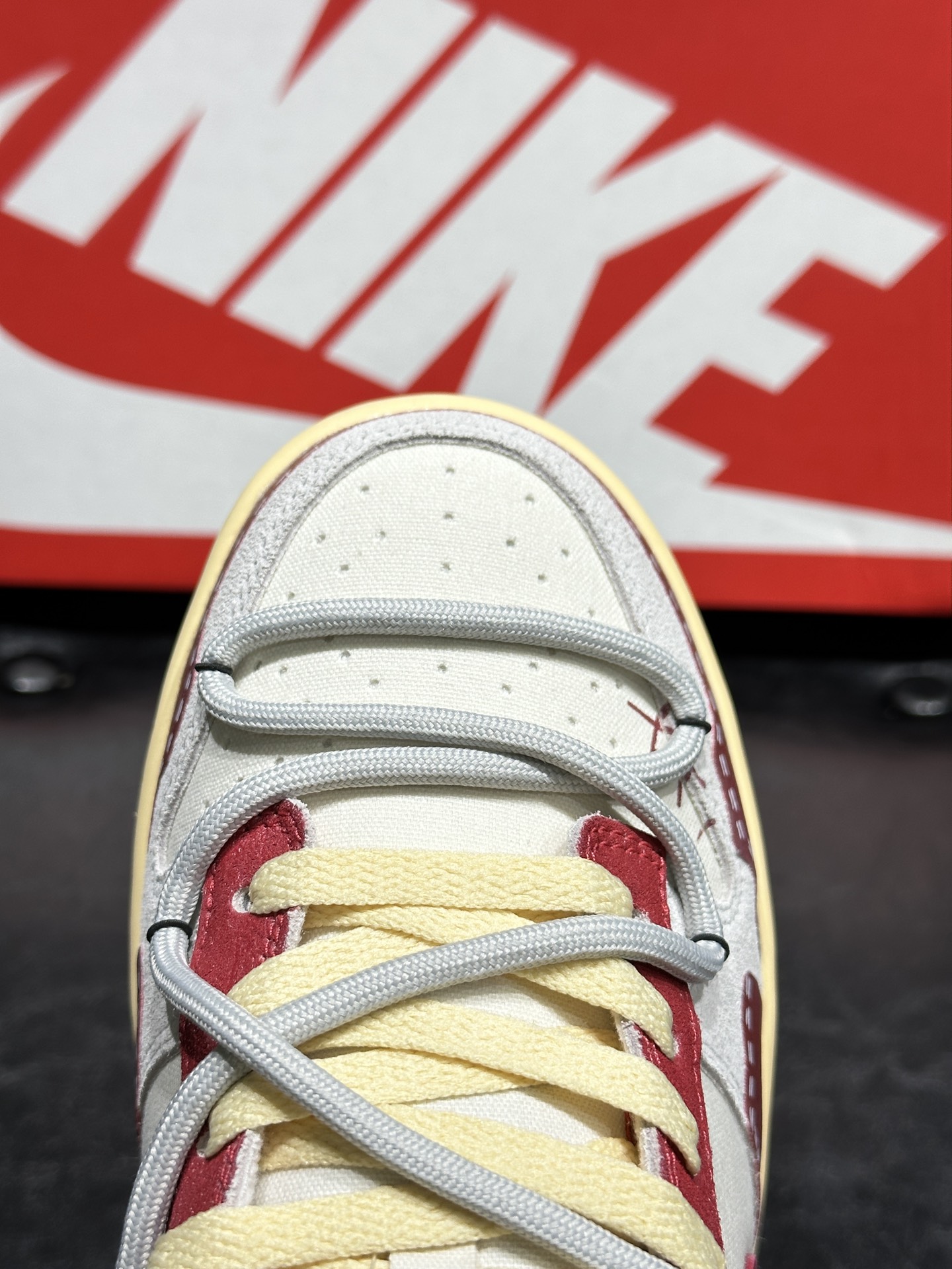 Nike Male Board Shoes L