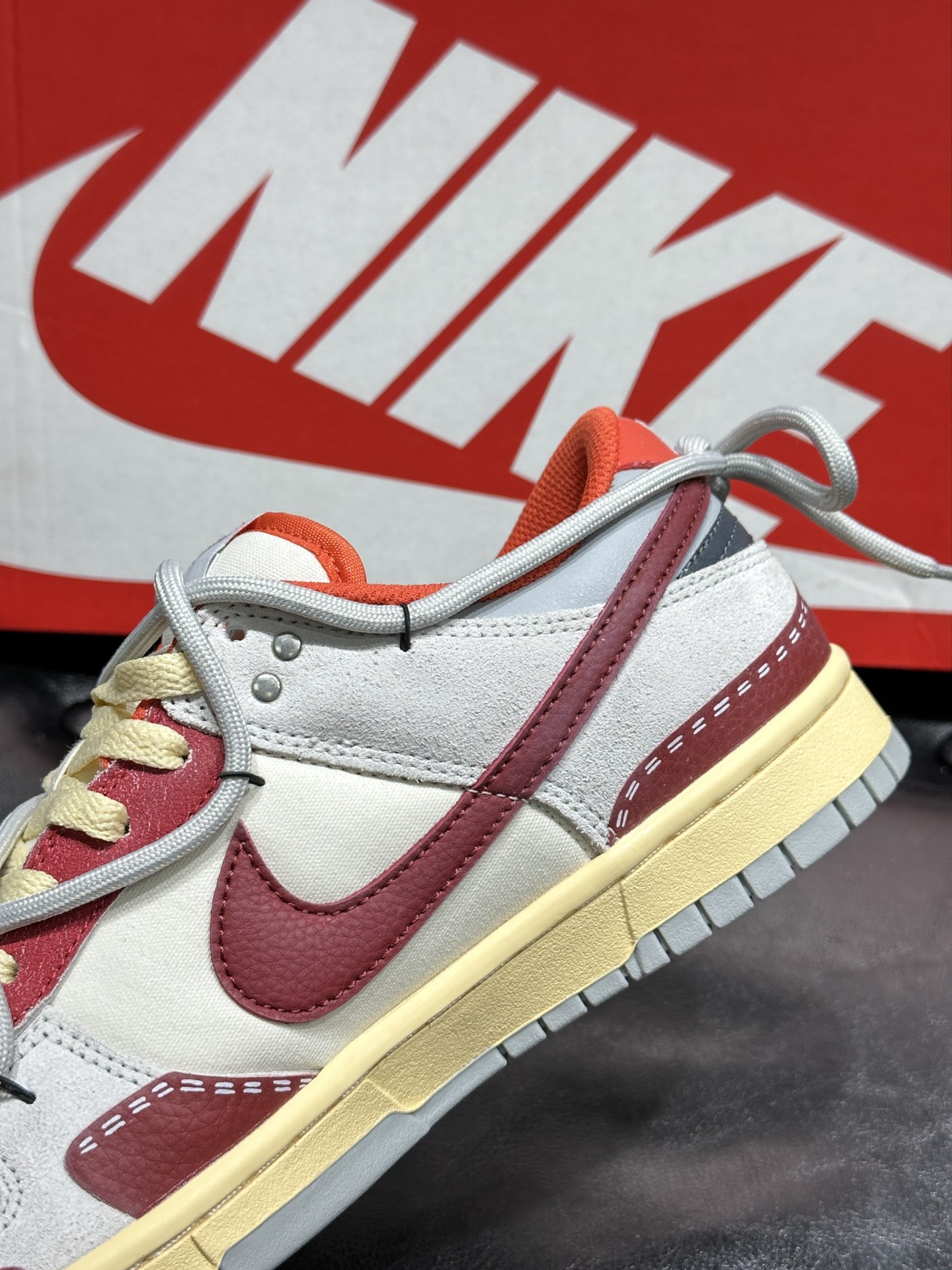 Nike Male Board Shoes L