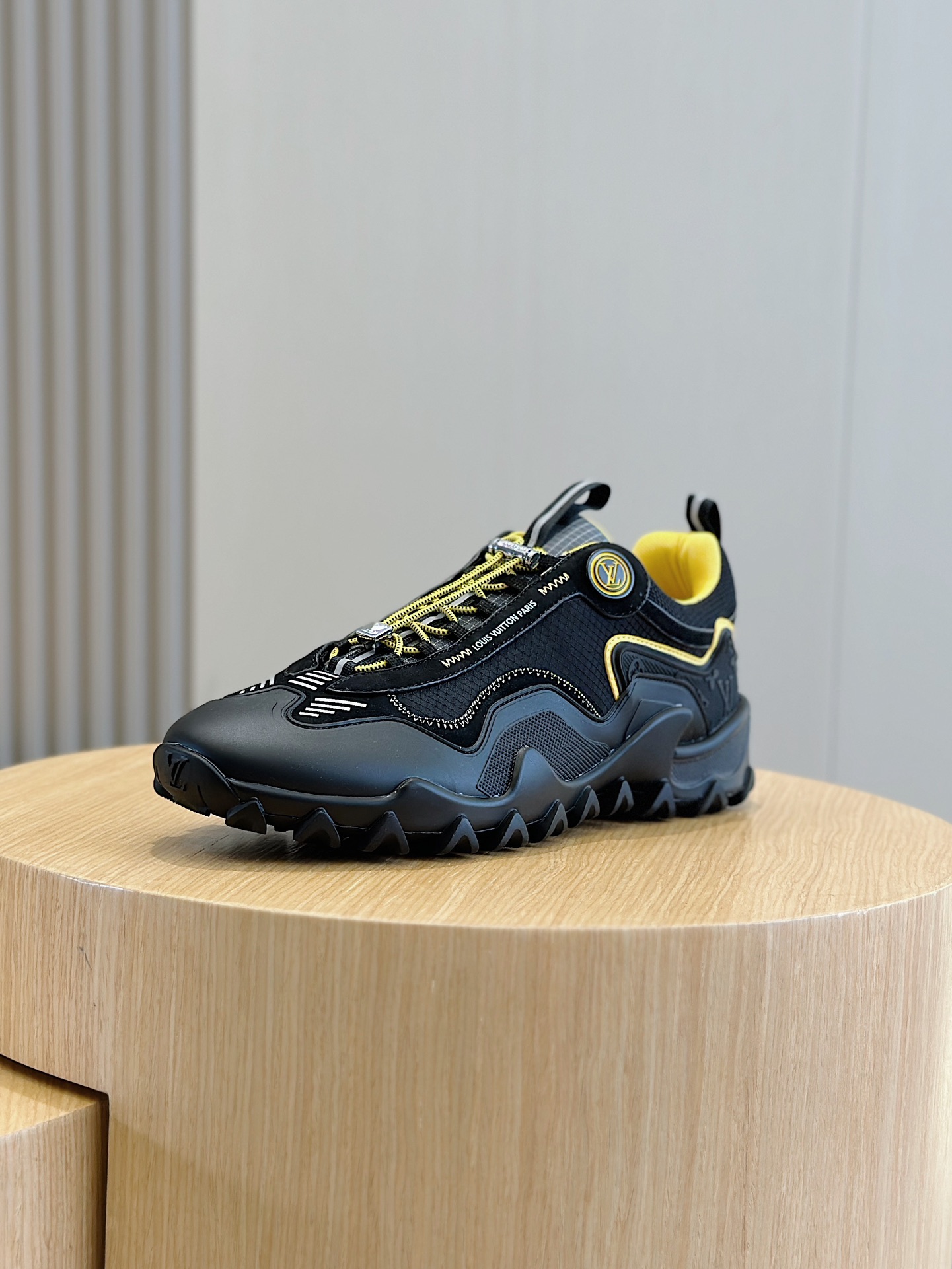 Louis Vuitton Male Running Shoes M-l-s