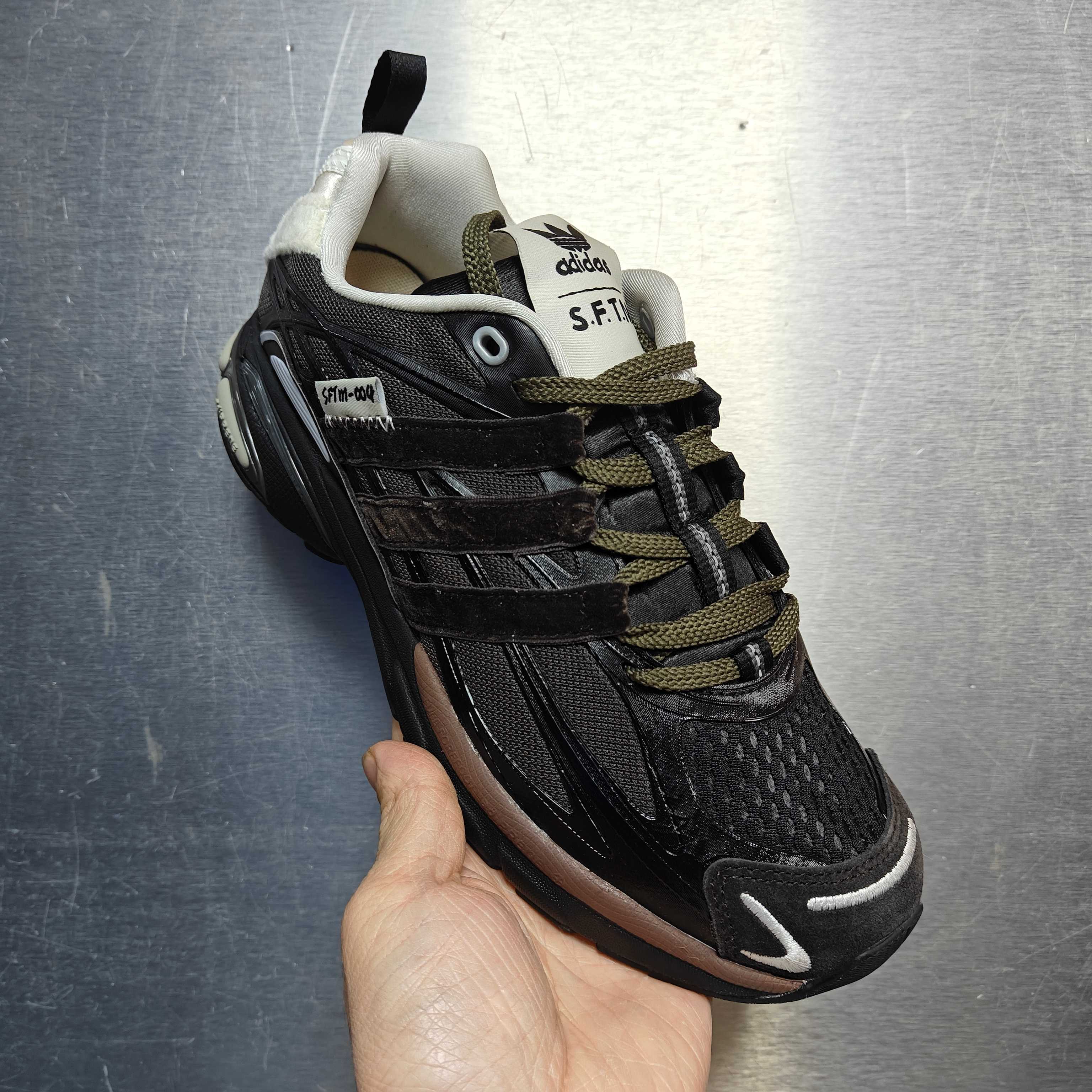 Adidas Male Sneakers M-l-s