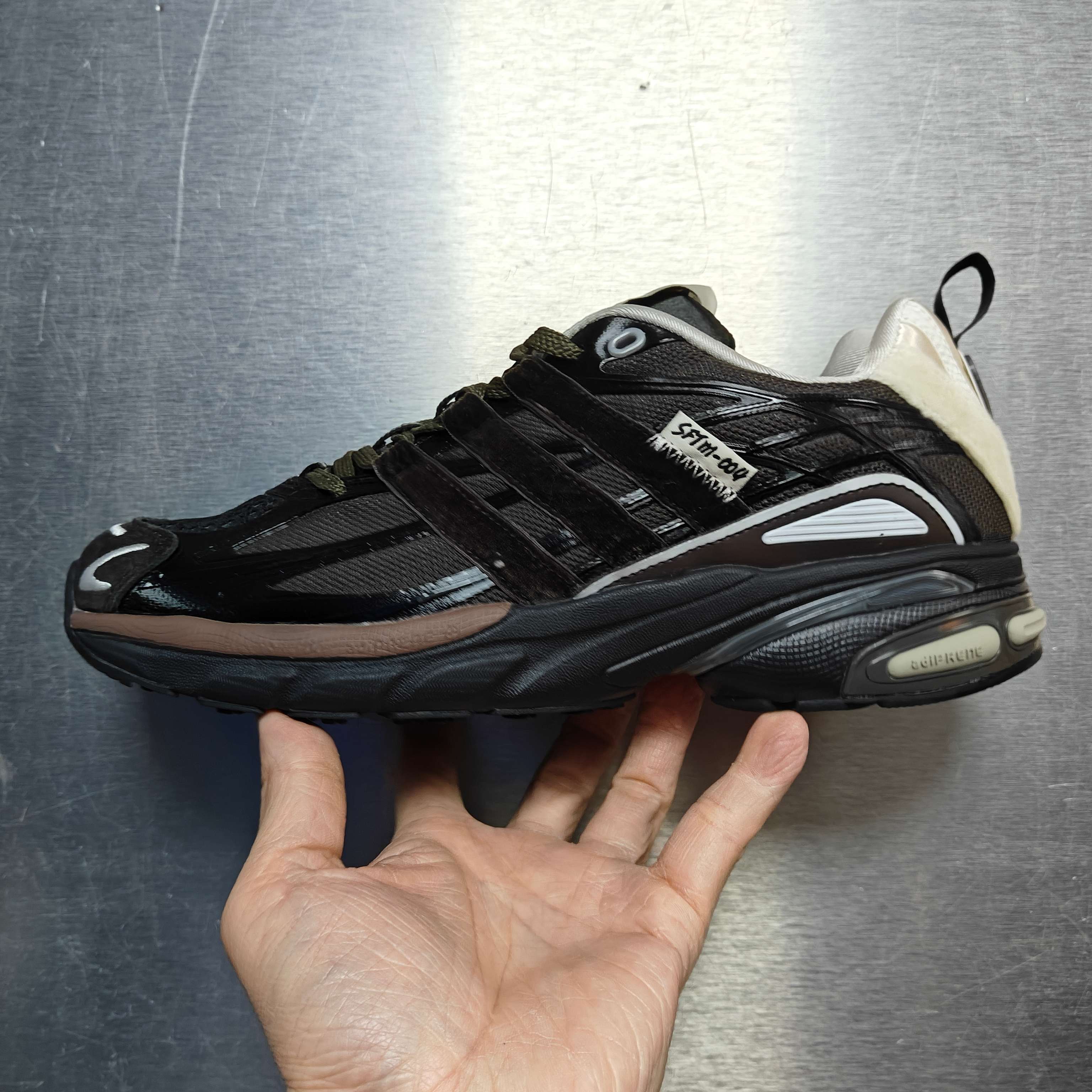 Adidas Male Sneakers M-l-s