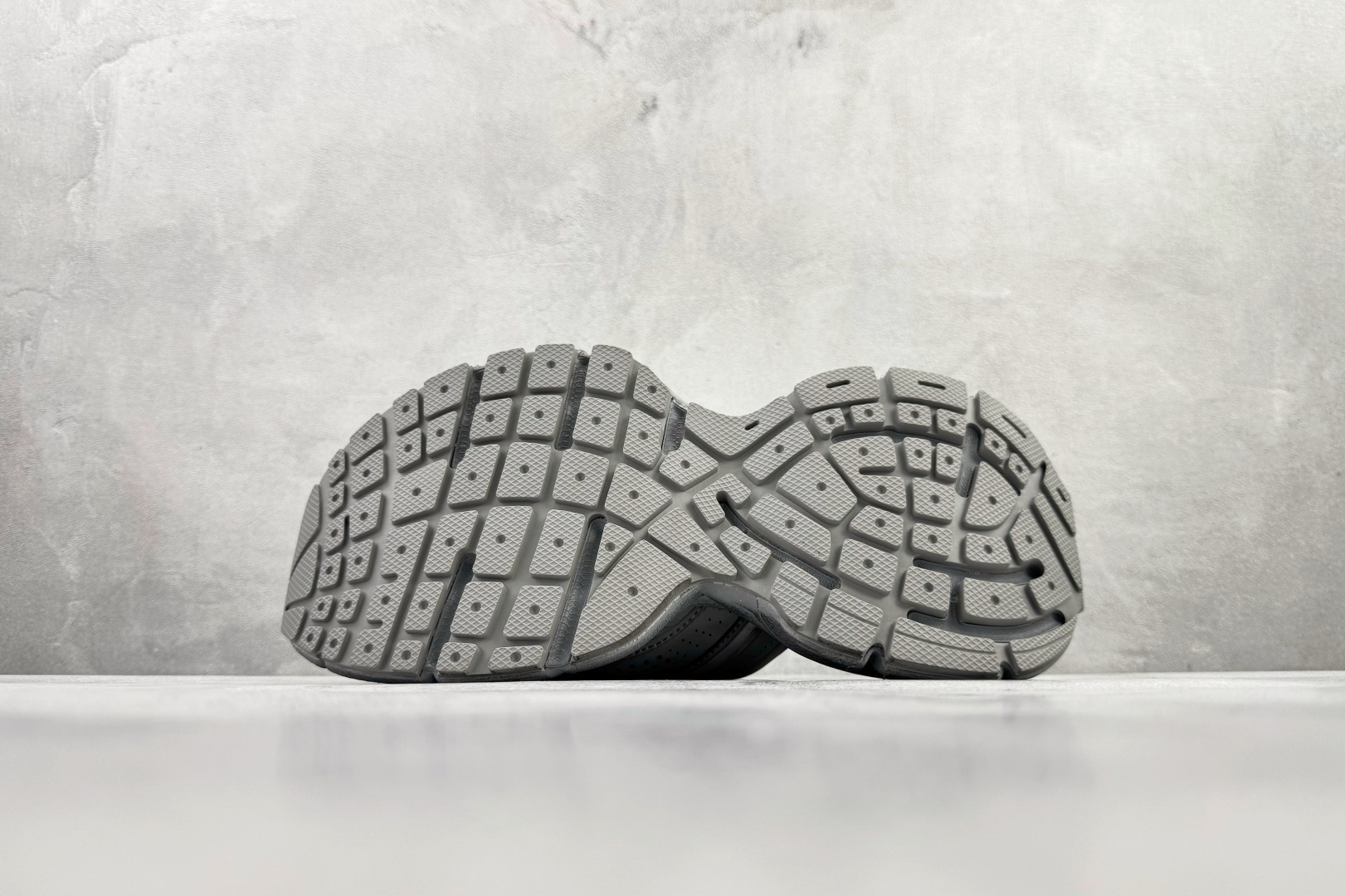 Balenciaga Basic Shoes Mesh Gray L-s-xl