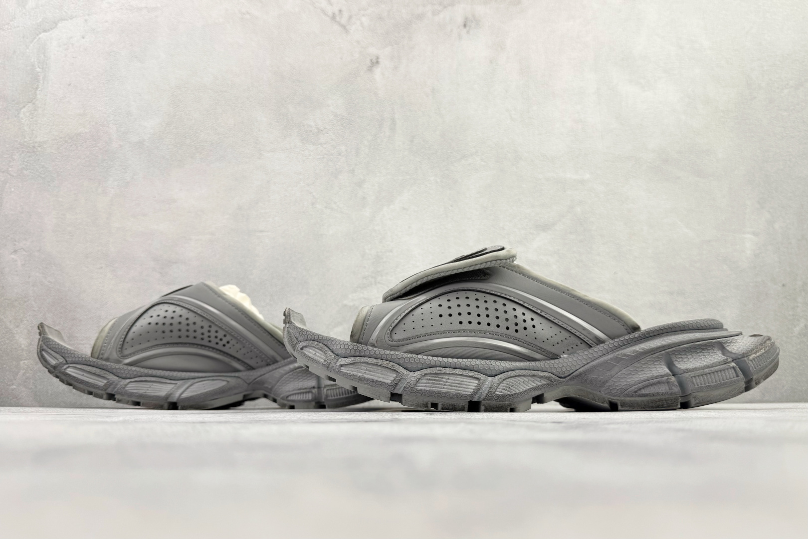 Balenciaga Basic Shoes Mesh Gray L-s-xl