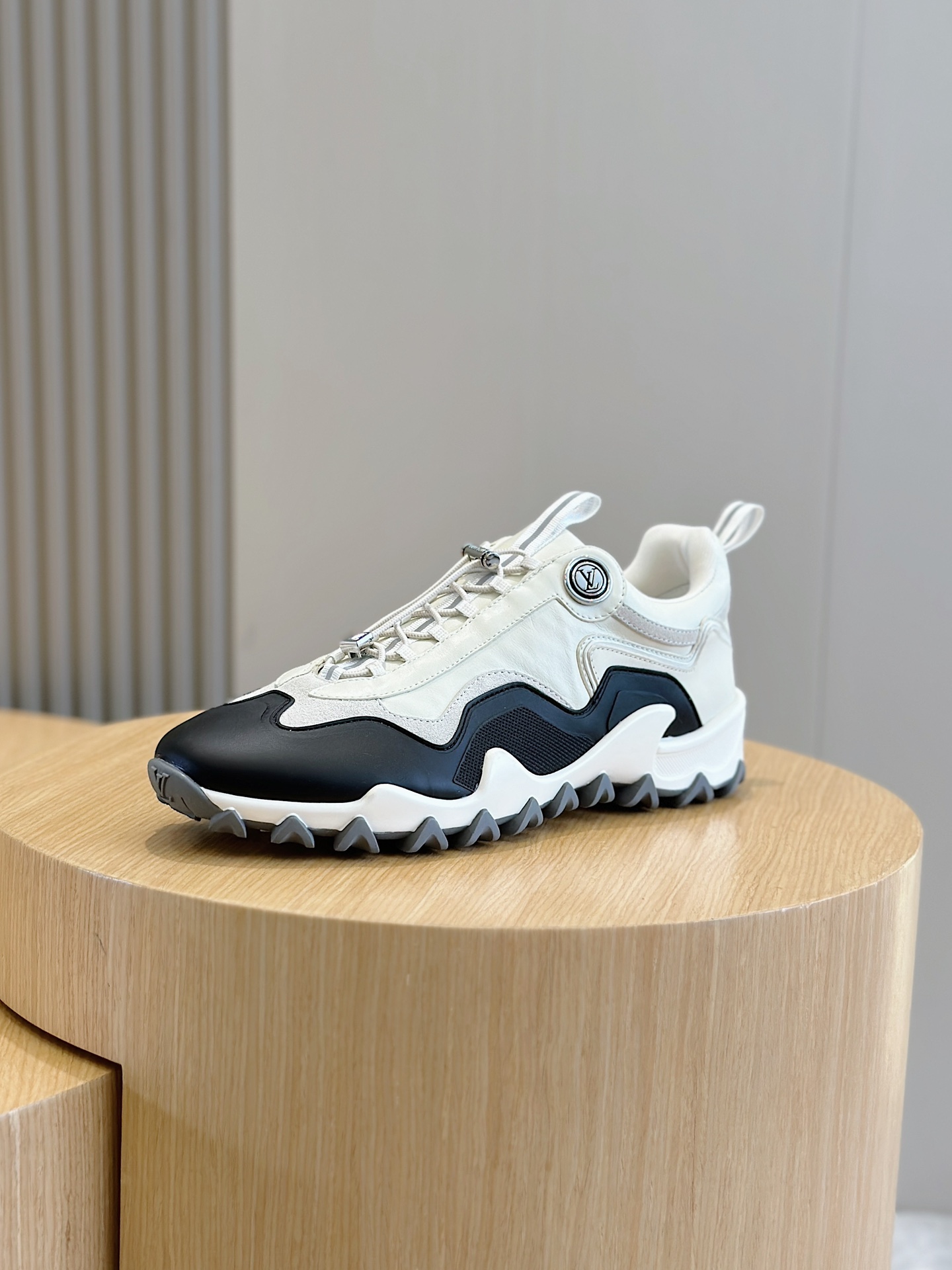 Louis Vuitton Male Running Shoes M-l-s