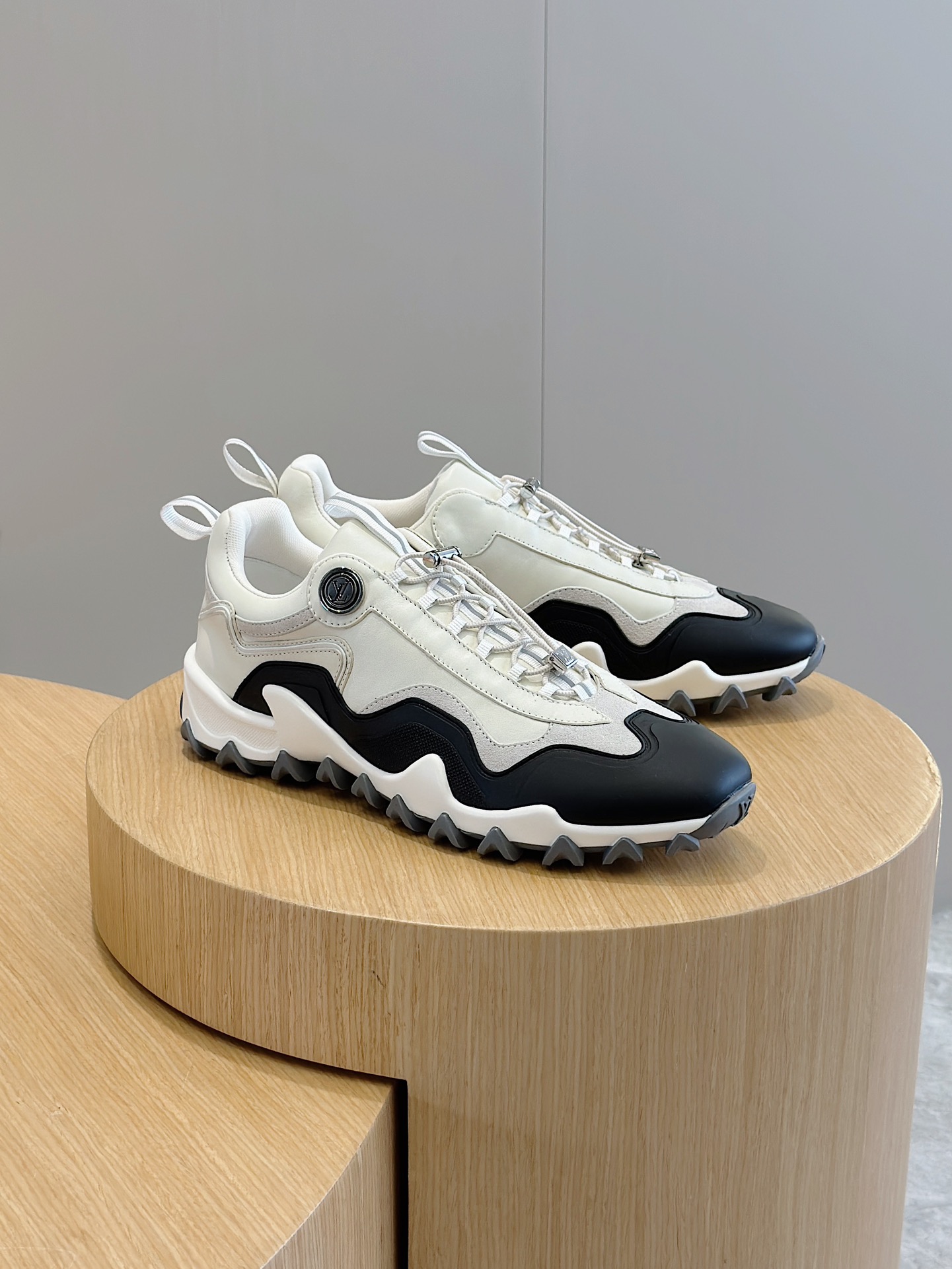 Louis Vuitton Male Running Shoes M-l-s