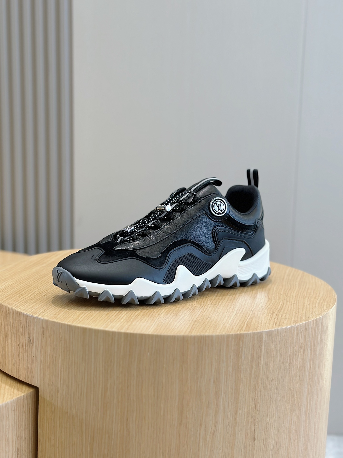 Louis Vuitton Male Running Shoes M-l-s
