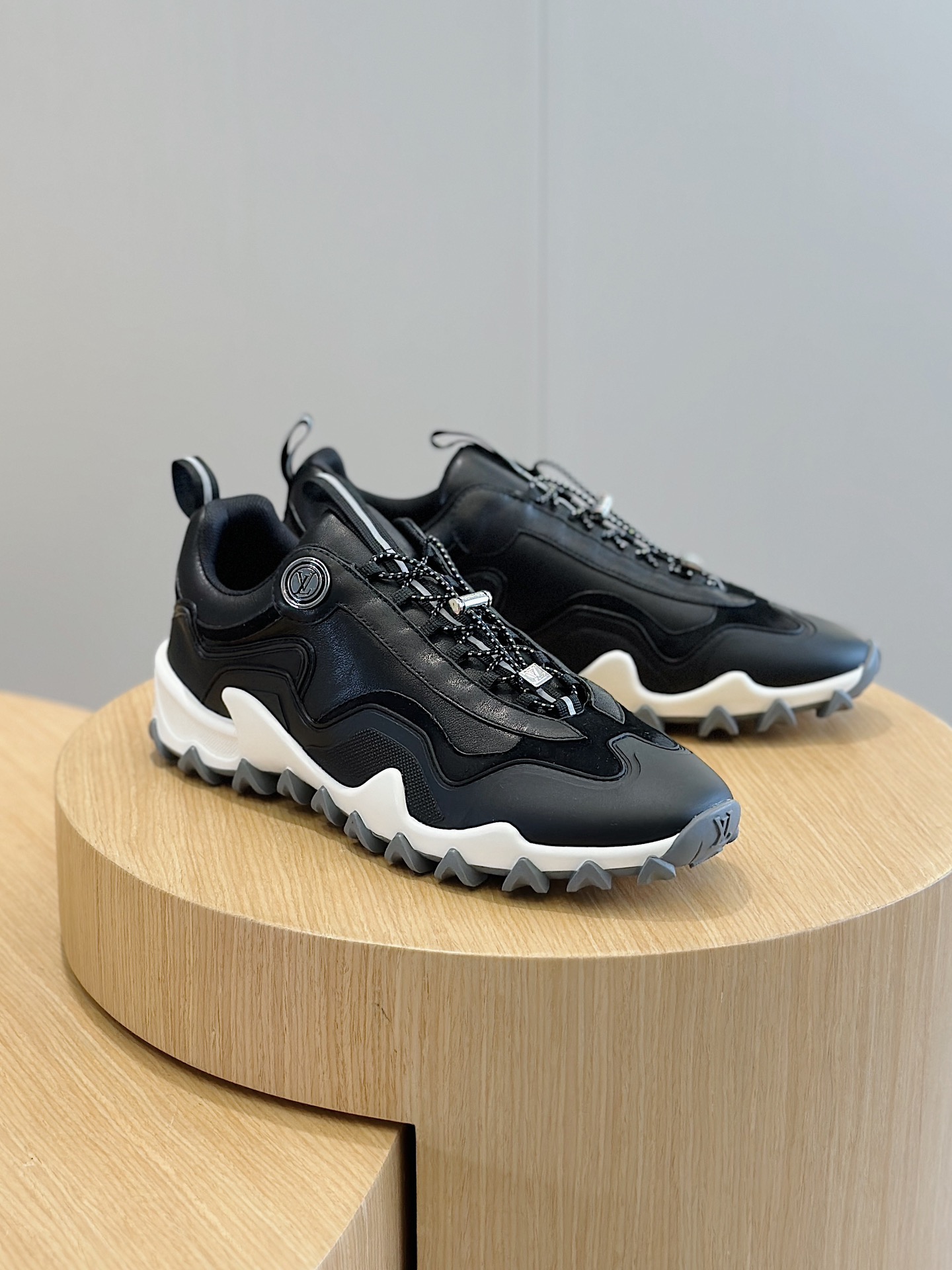 Louis Vuitton Male Running Shoes M-l-s
