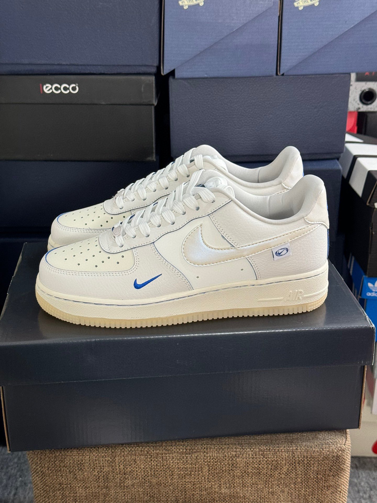 Basic Shoes