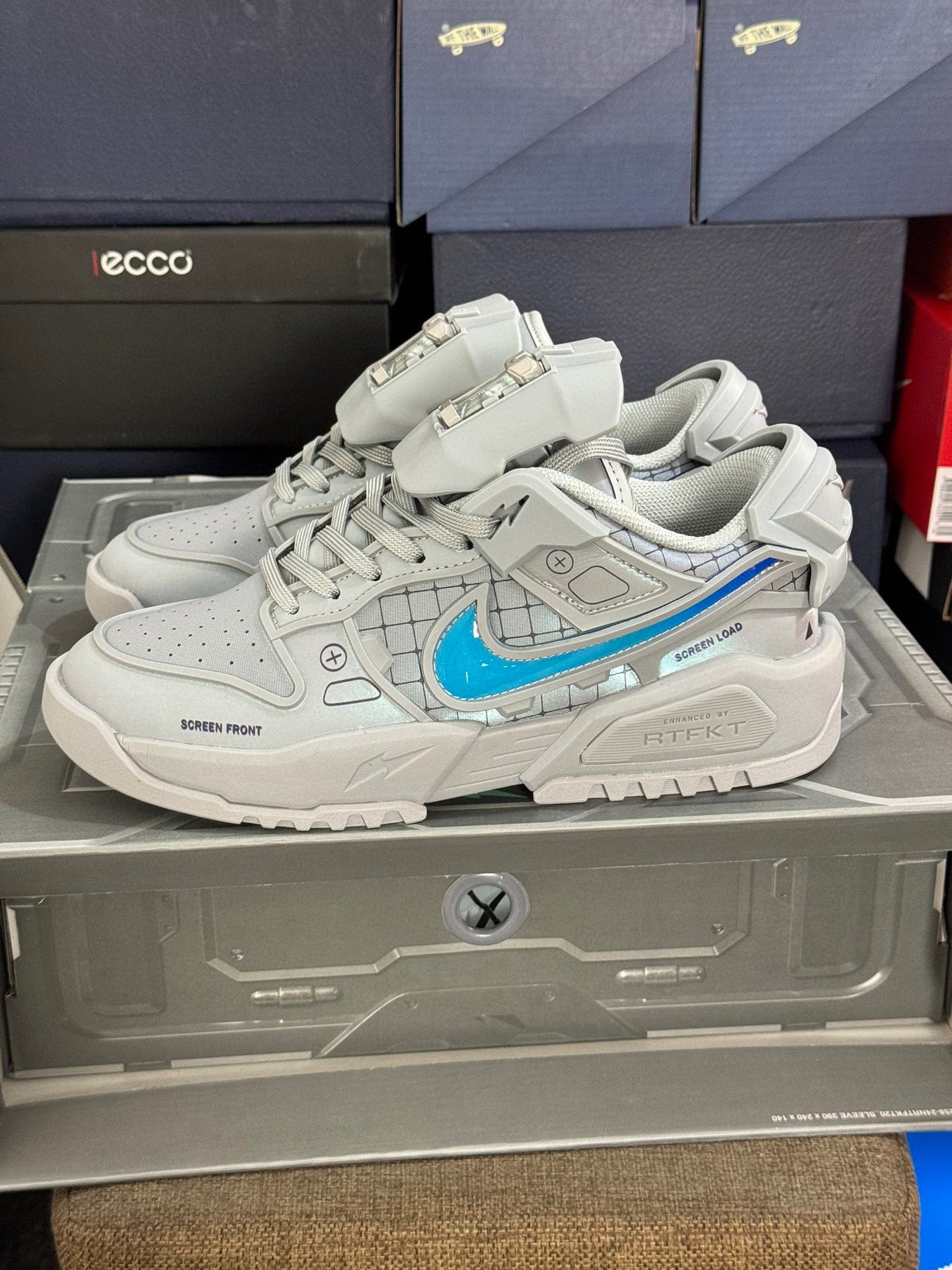 Basic Shoes