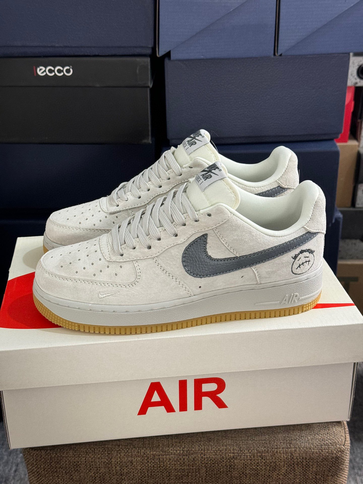 Basic Shoes