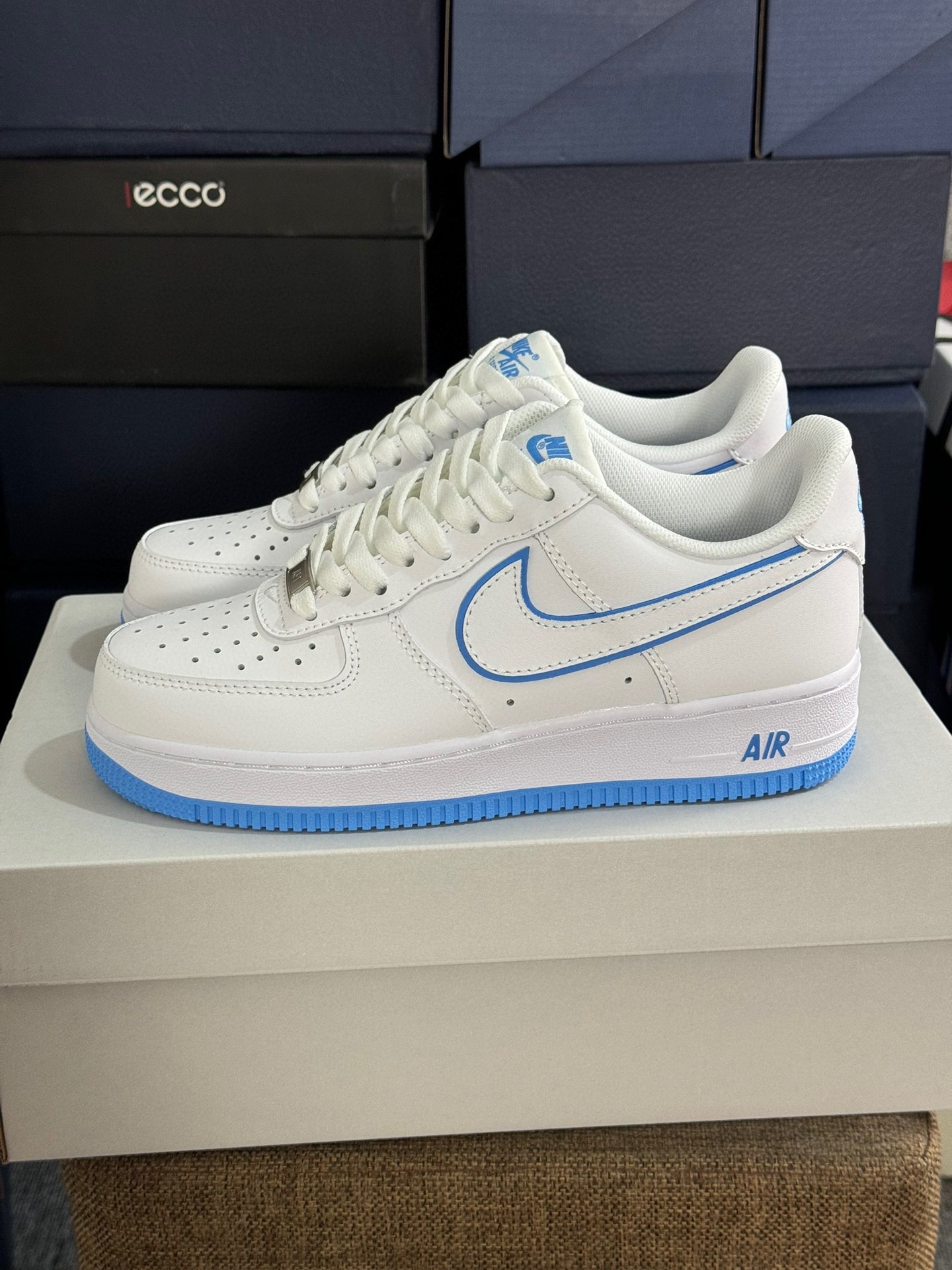Basic Shoes