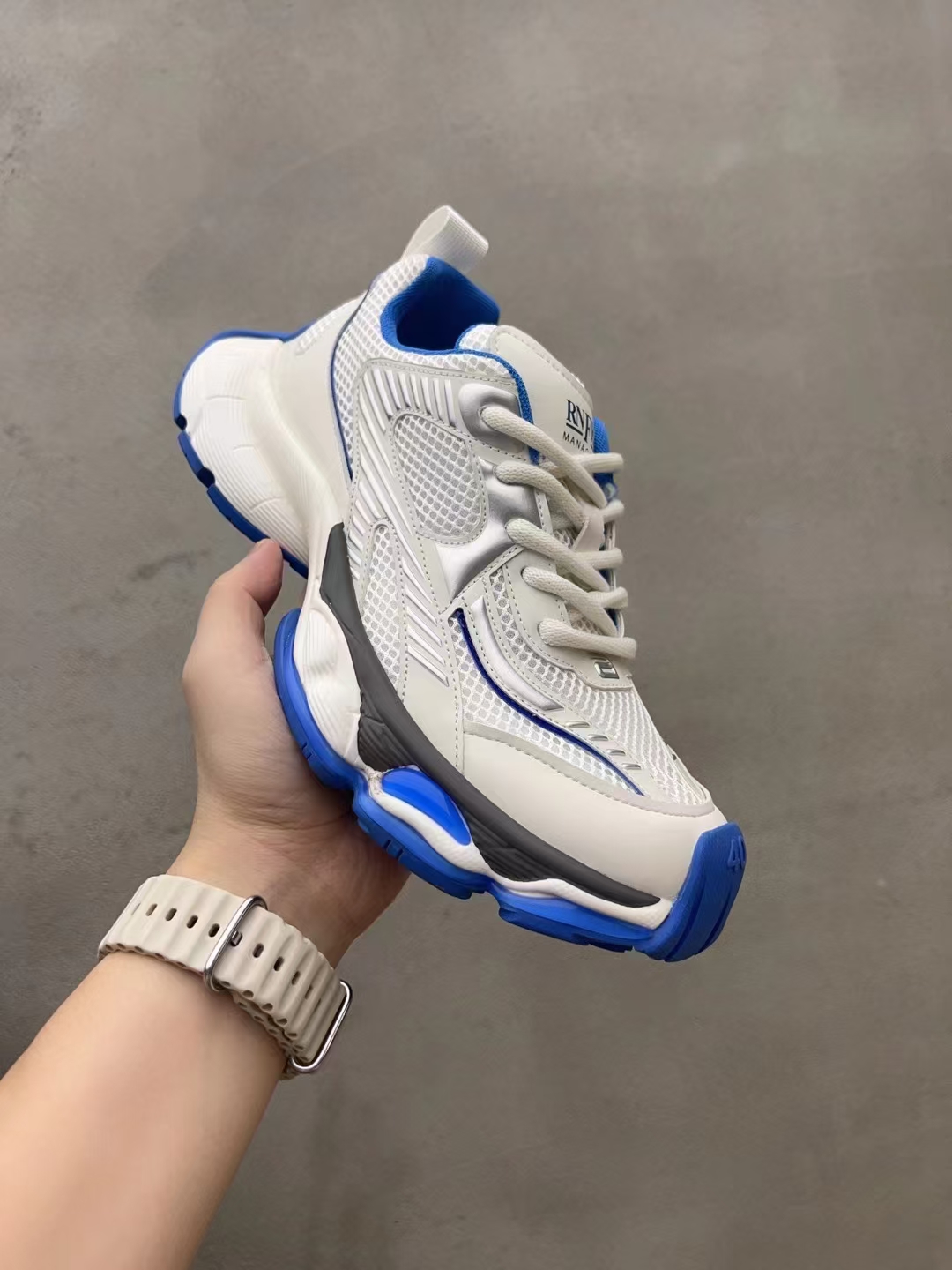 Basic Shoes