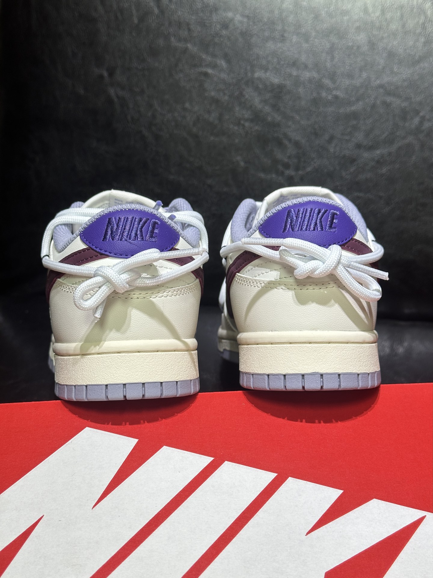 Nike Female Board Shoes L