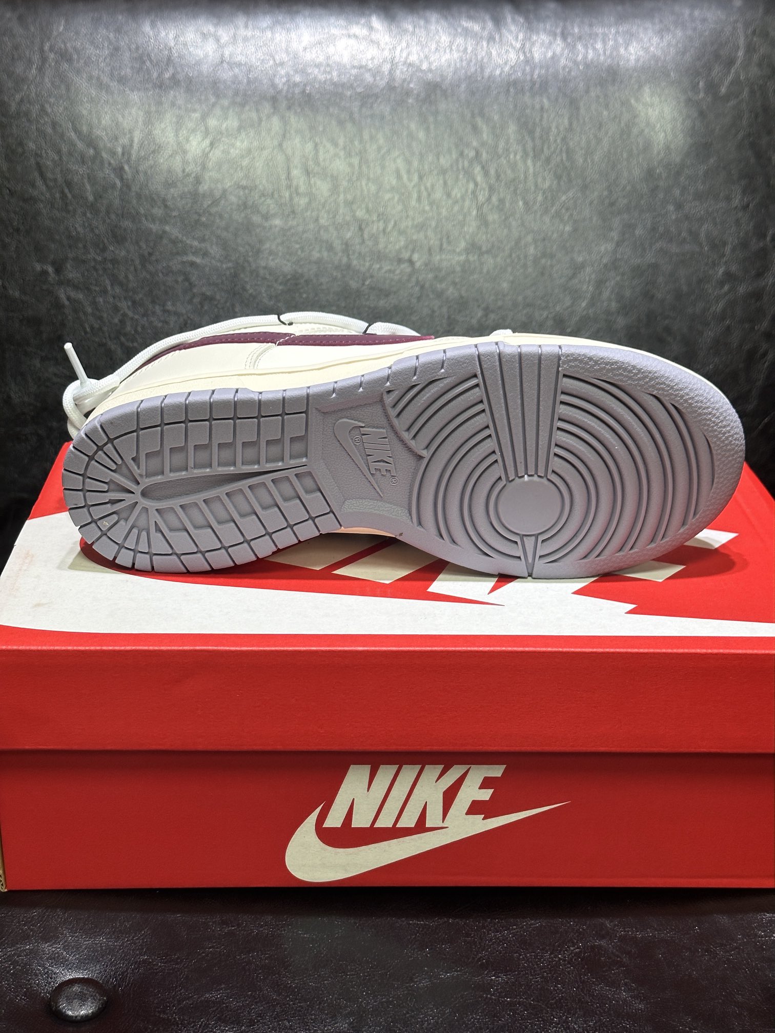 Nike Female Board Shoes L