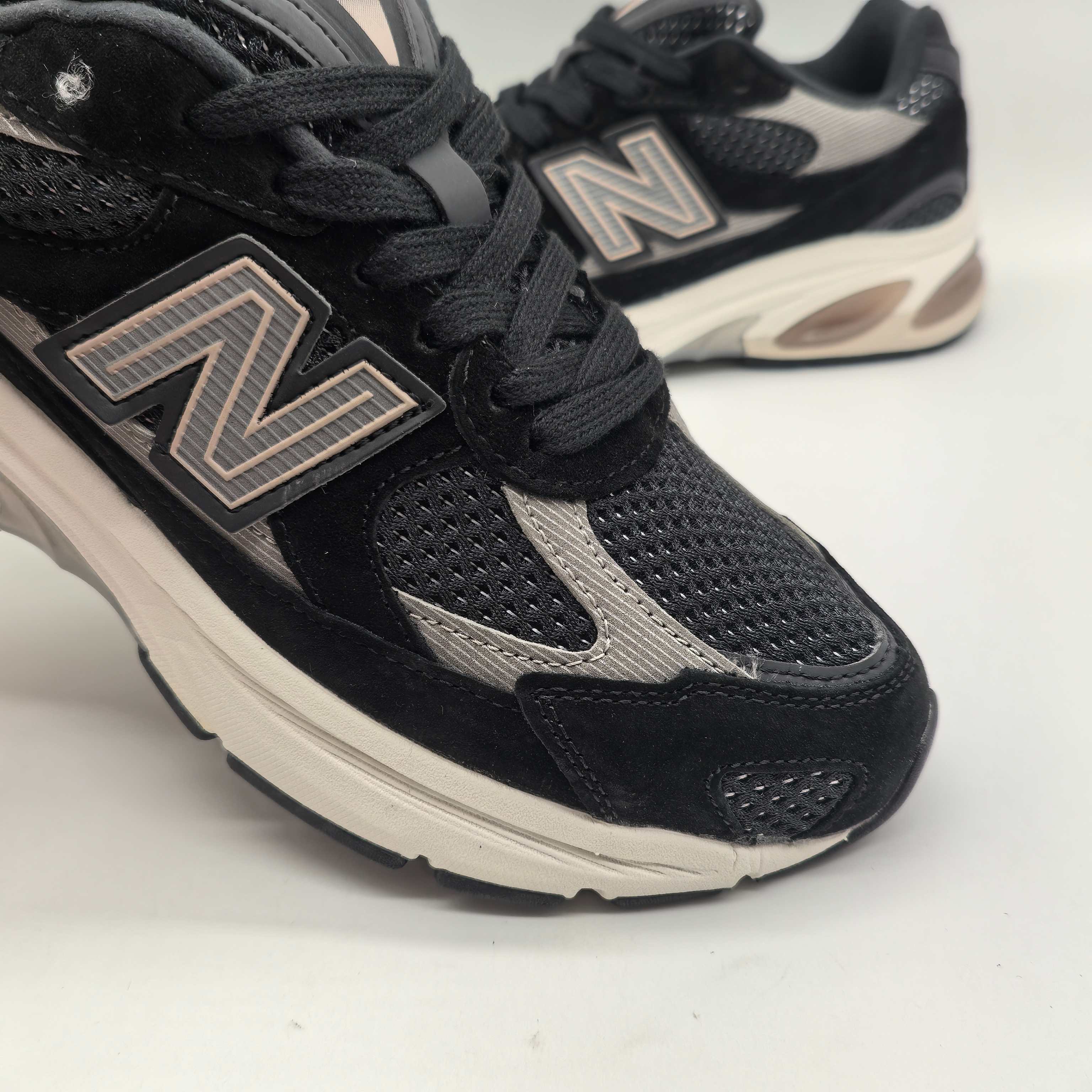 New Balance Male Sneakers