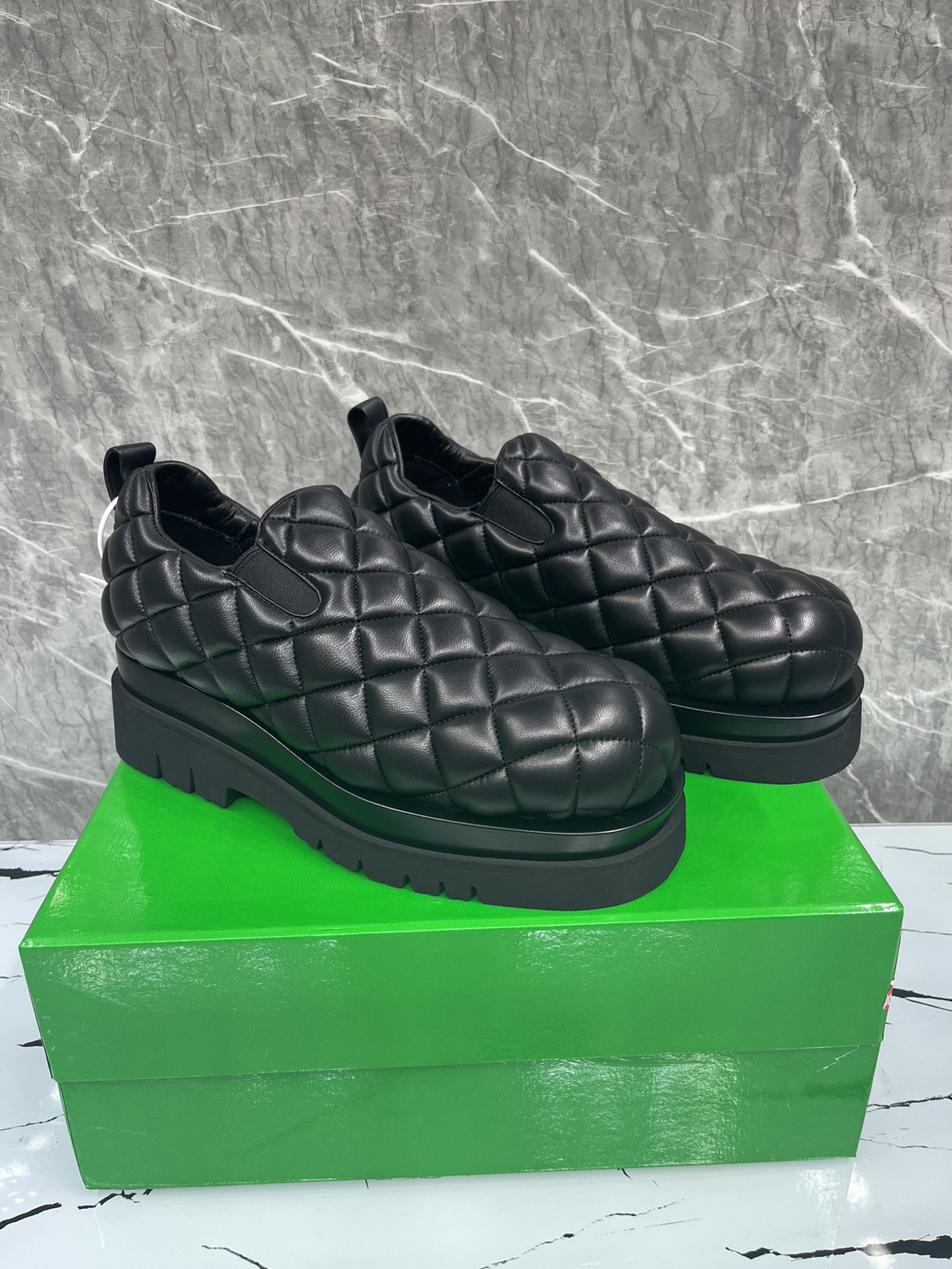 Bottega Veneta Male Basic Shoes Black M