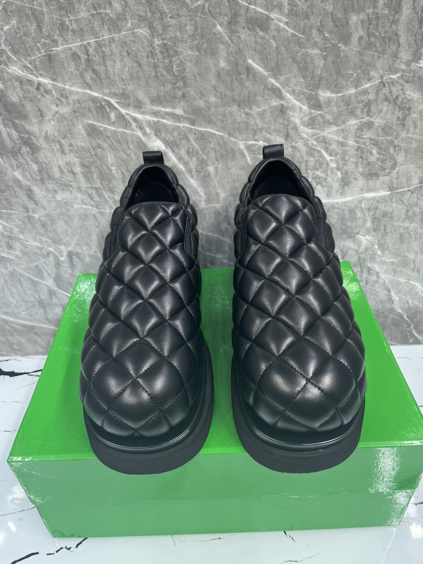 Bottega Veneta Male Basic Shoes Black M
