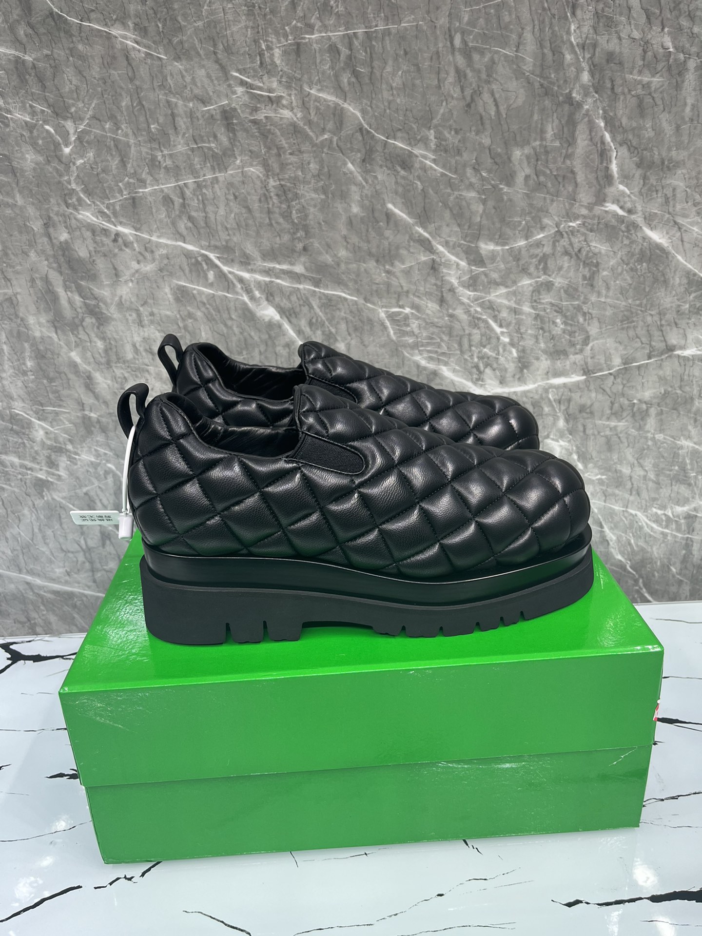 Bottega Veneta Male Basic Shoes Black M