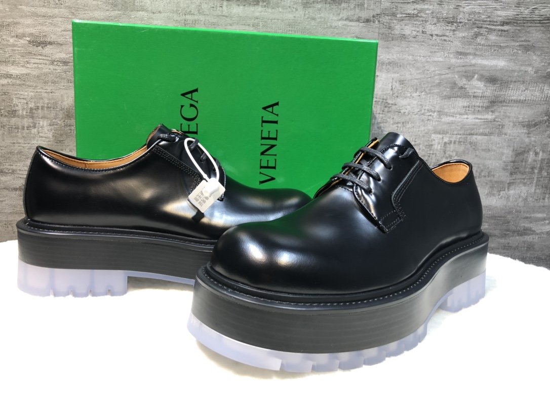Bottega Veneta Male Basic Shoes L-s