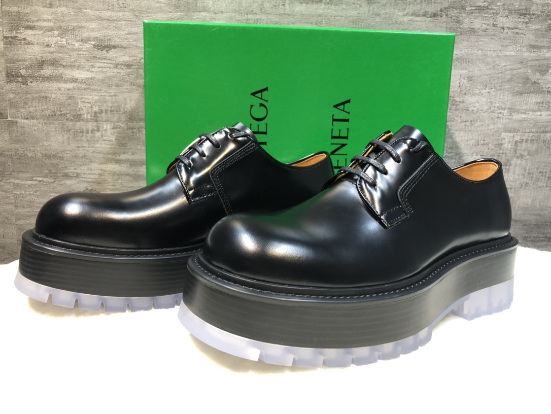 Bottega Veneta Male Basic Shoes L-s