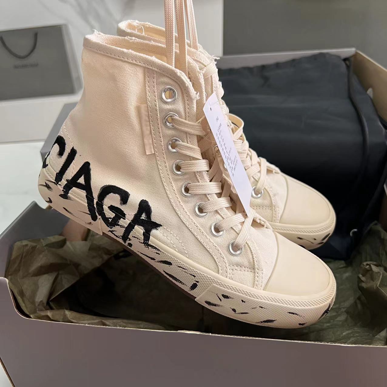 Balenciaga Basic Shoes L