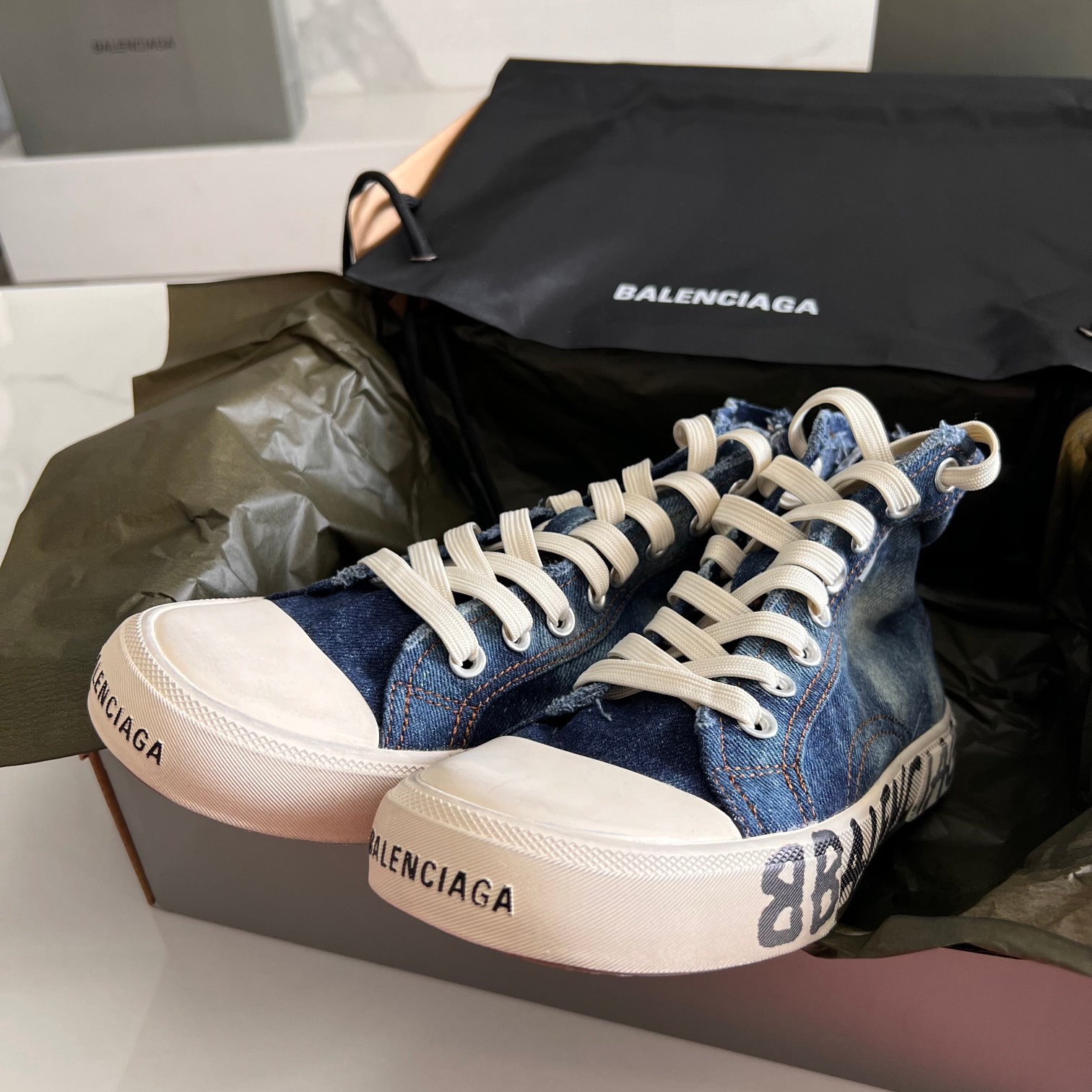 Balenciaga Basic Shoes L
