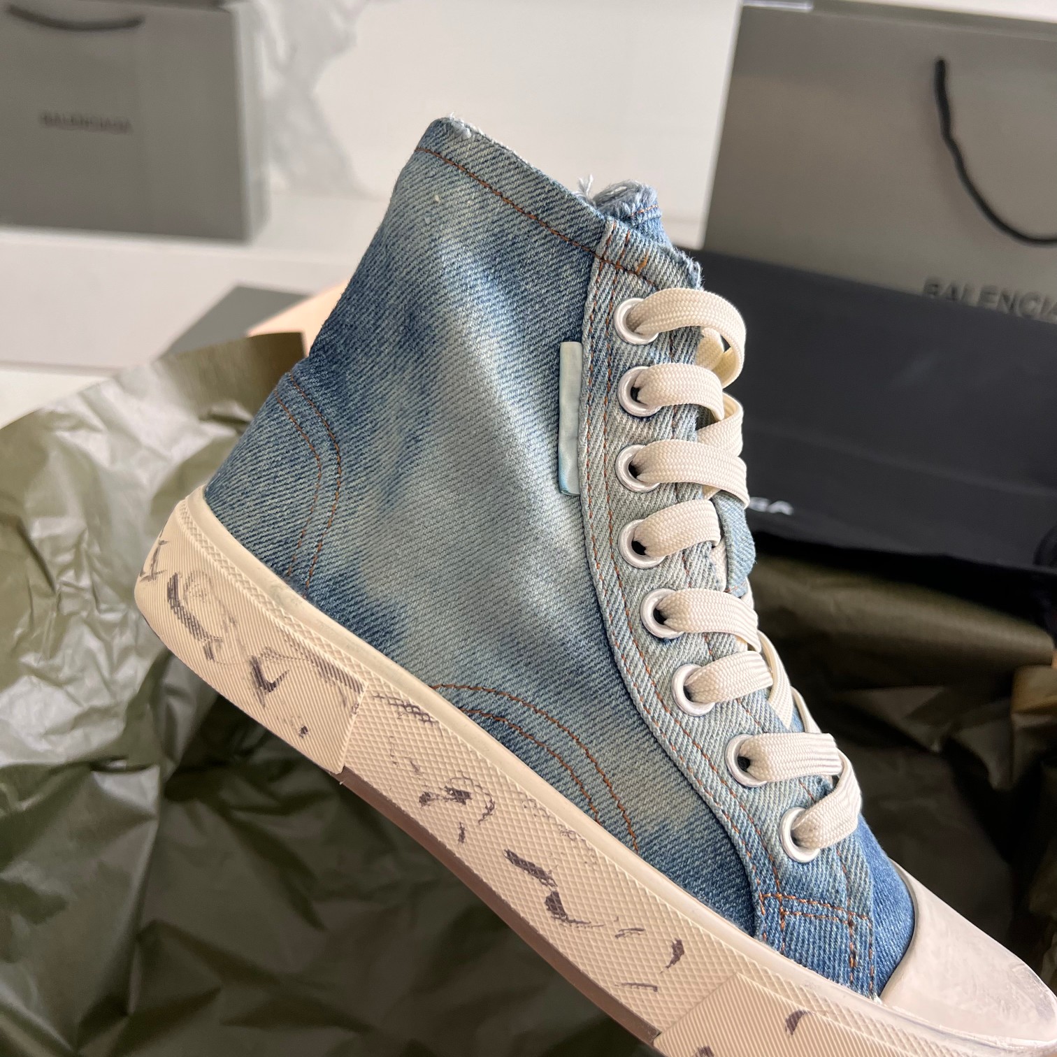 Balenciaga Basic Shoes L