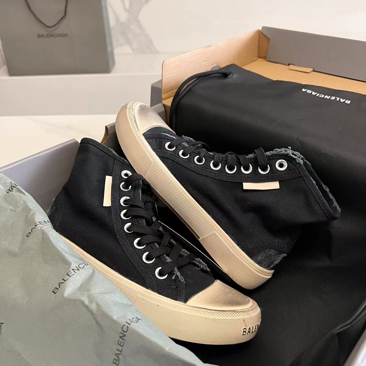 Balenciaga Basic Shoes L