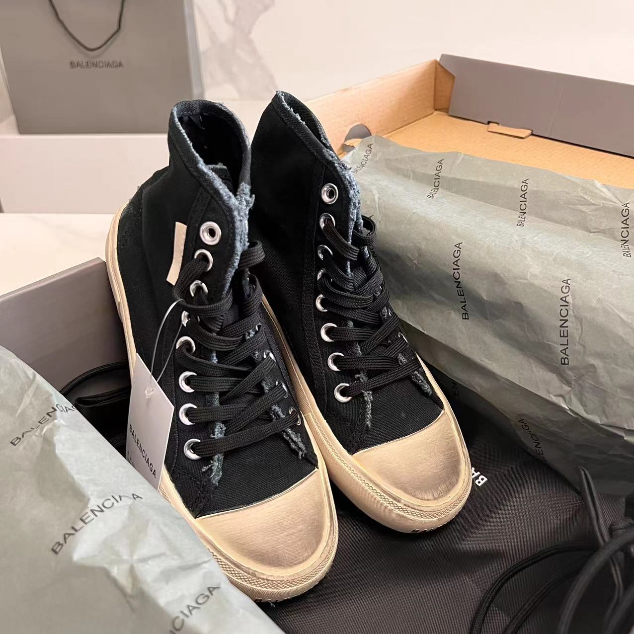 Balenciaga Basic Shoes L