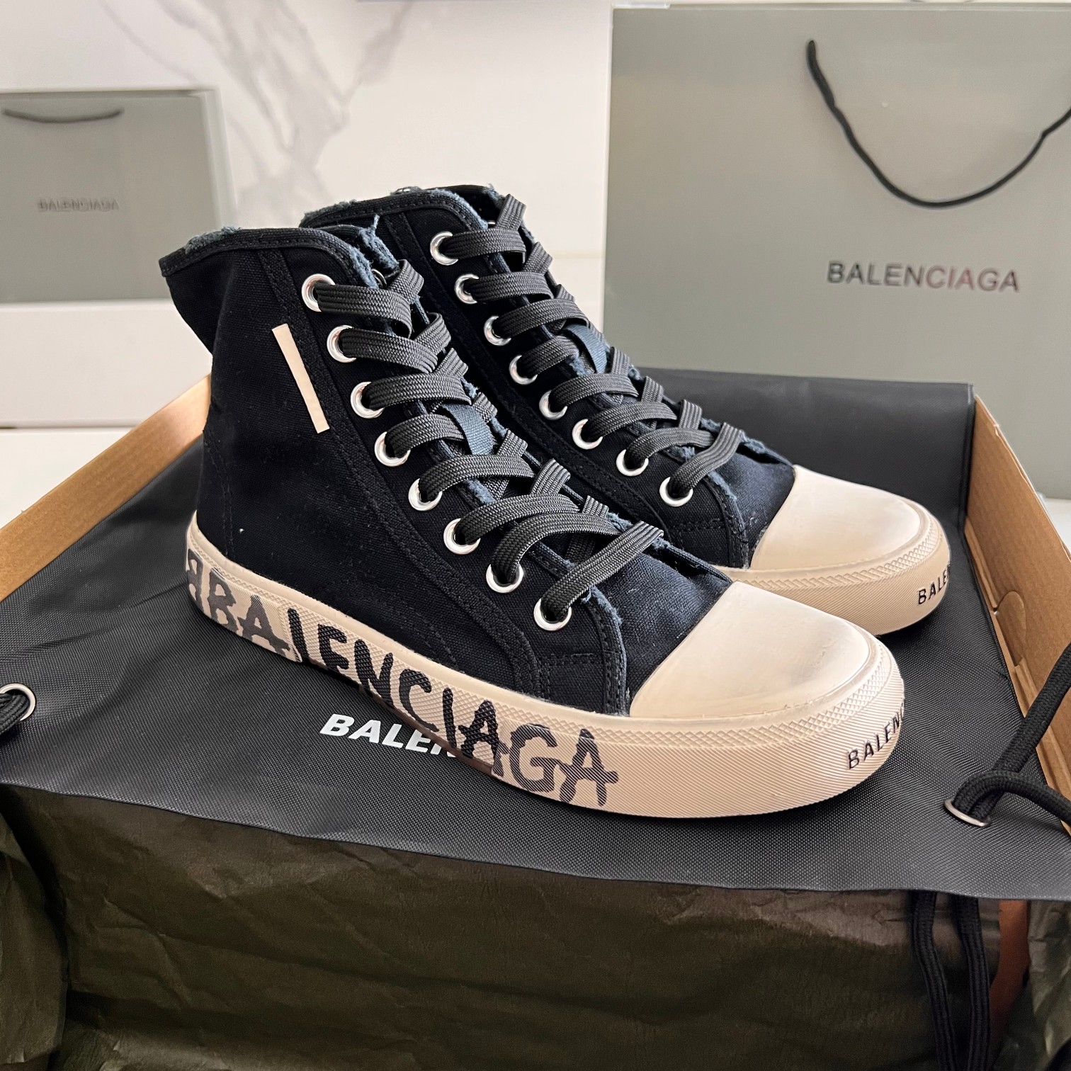 Balenciaga Basic Shoes L