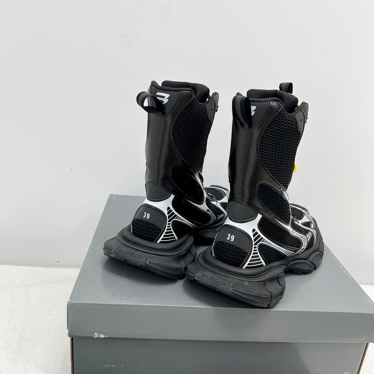 Balenciaga Running Shoes L-s-xl
