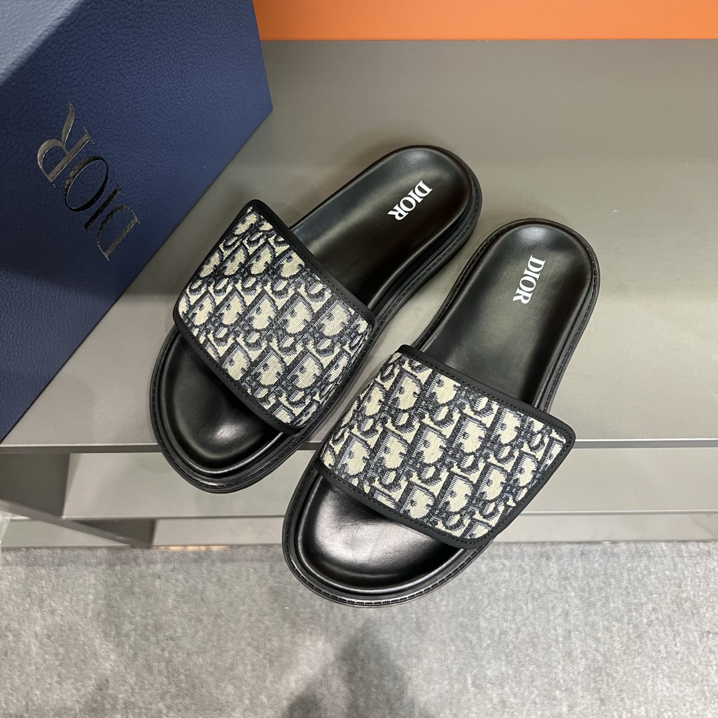 Slippers