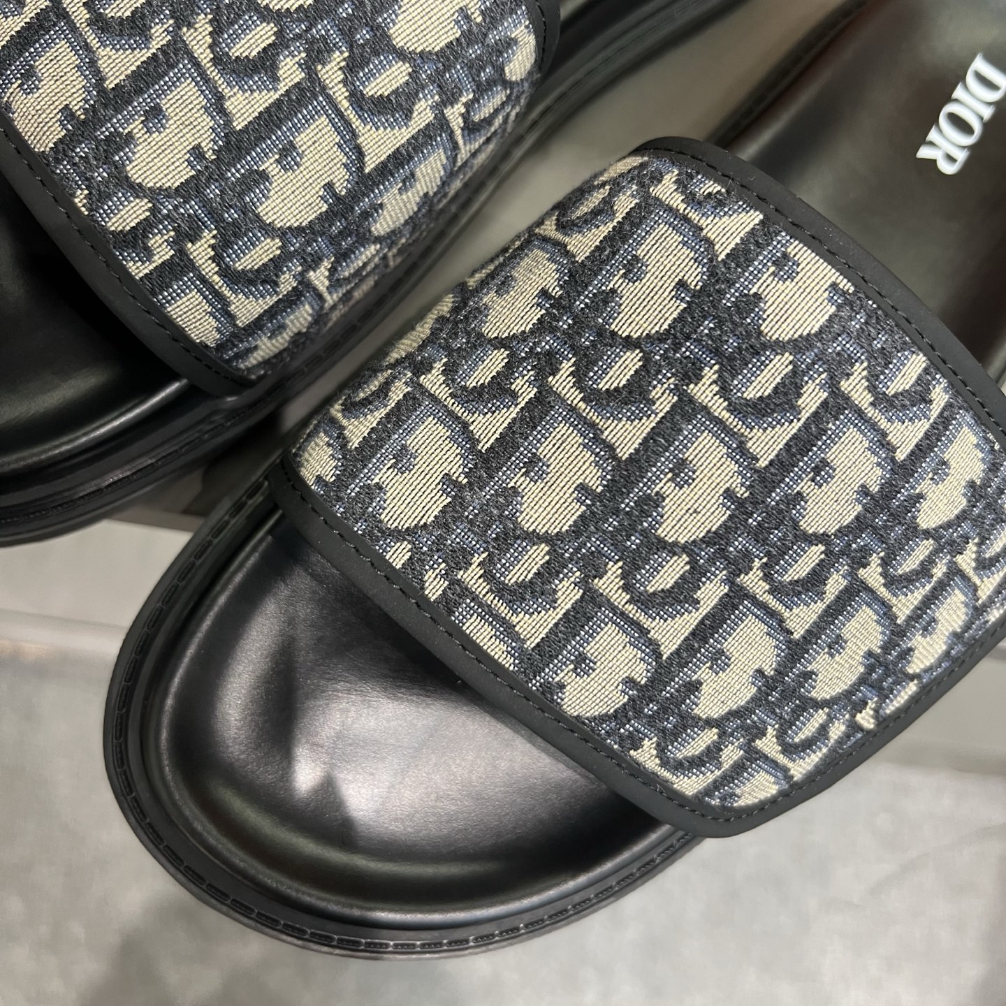 Slippers