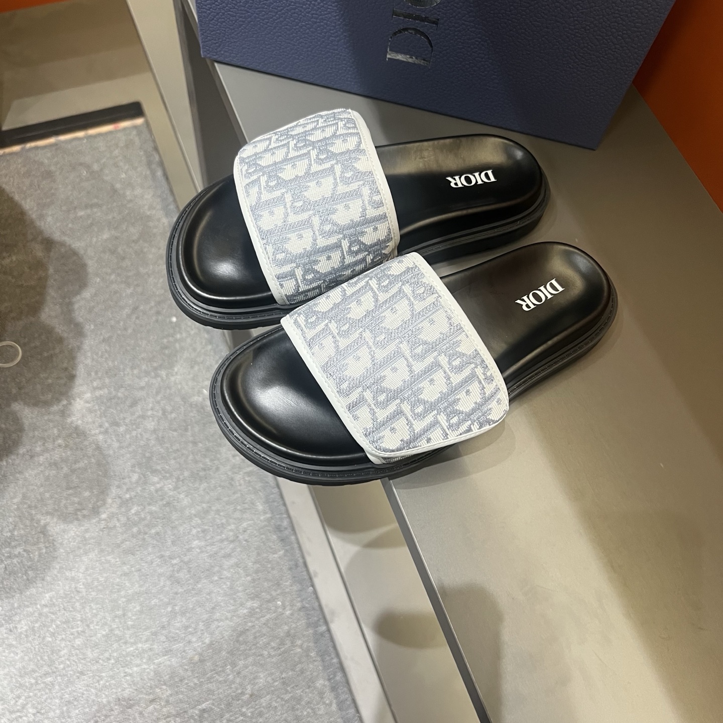 Slippers