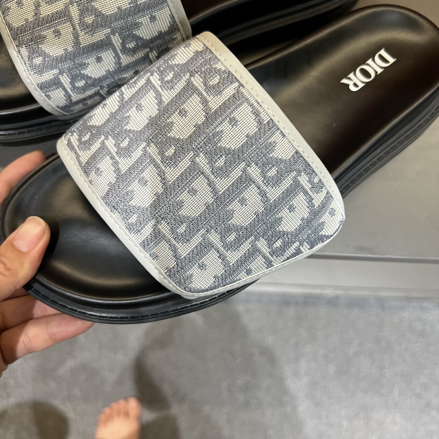 Slippers