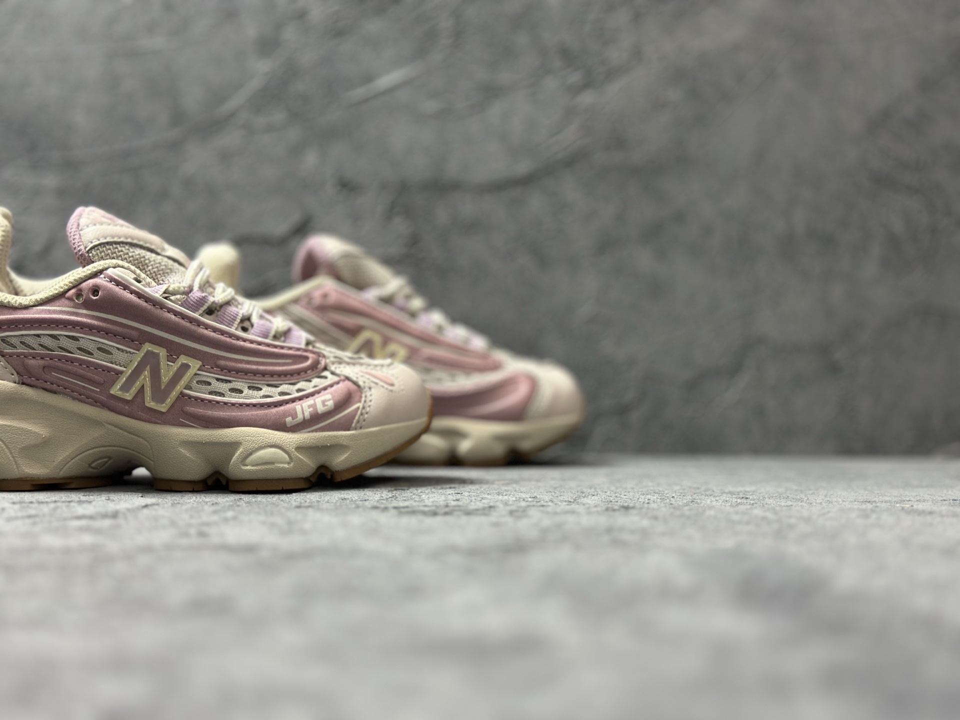 New Balance Basic Shoes L