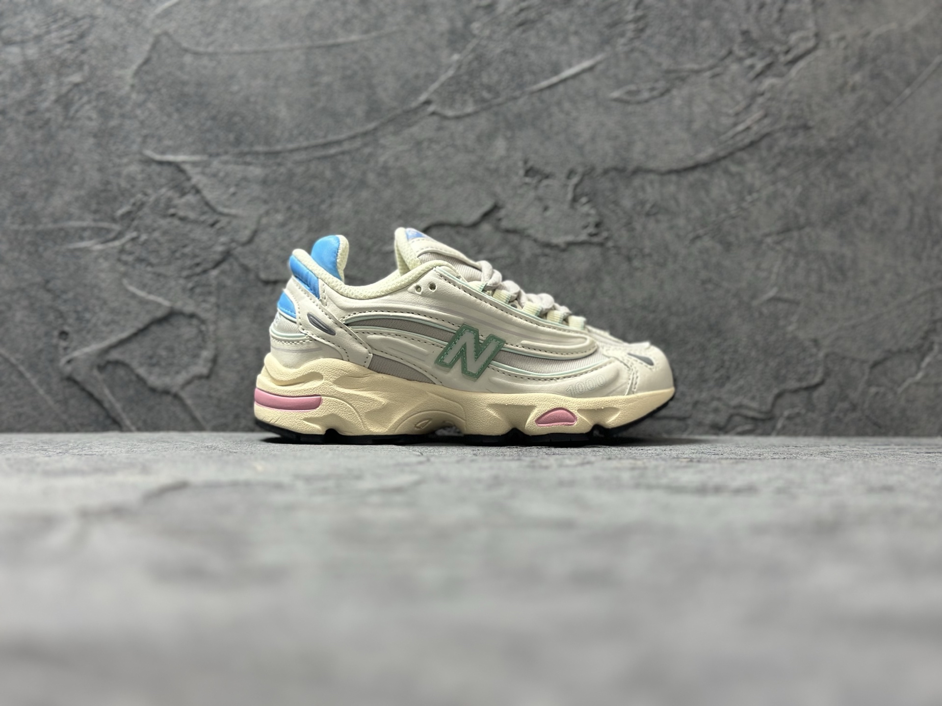 New Balance Basic Shoes L