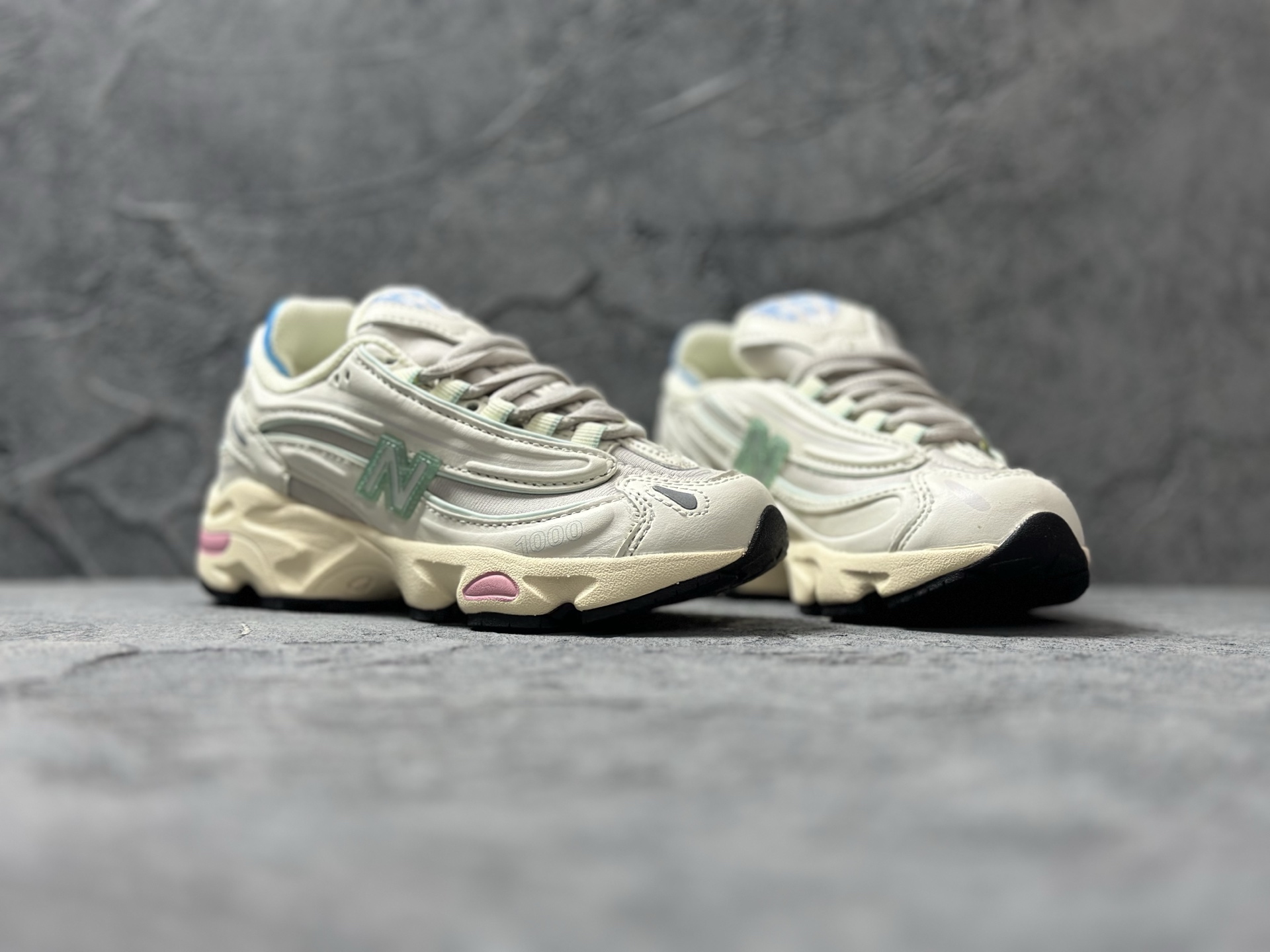 New Balance Basic Shoes L