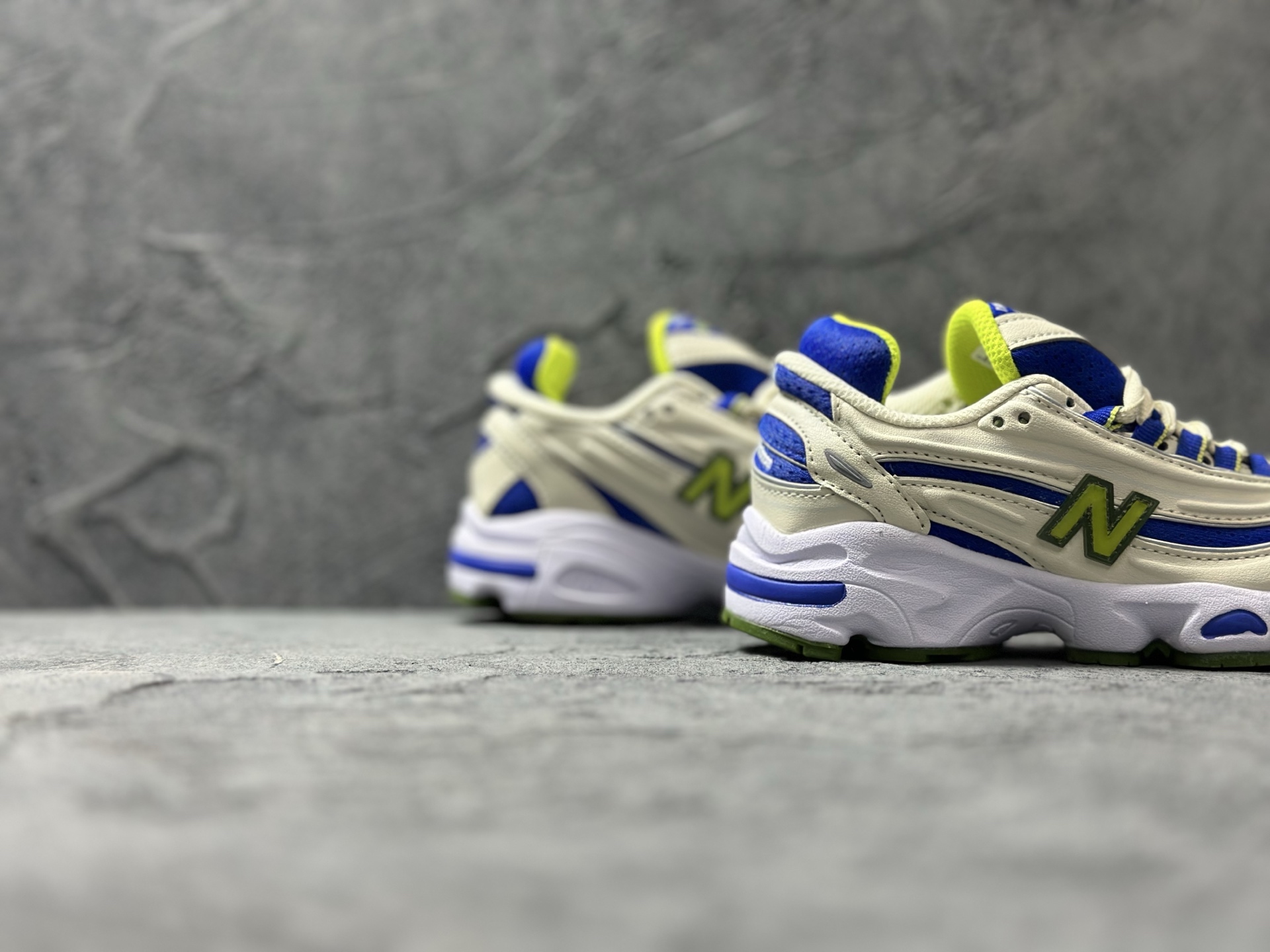 New Balance Basic Shoes L