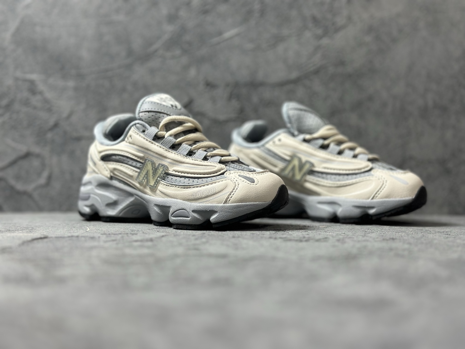 New Balance Basic Shoes L