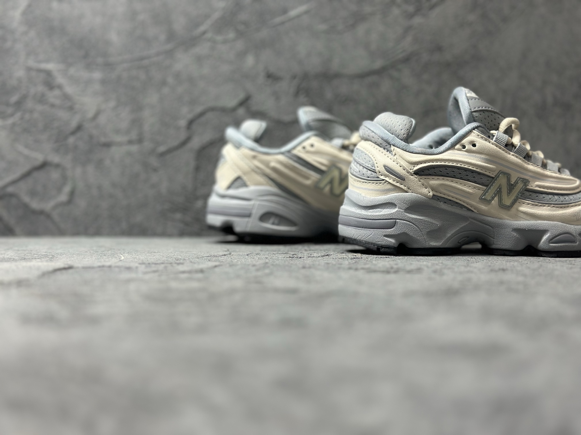 New Balance Basic Shoes L