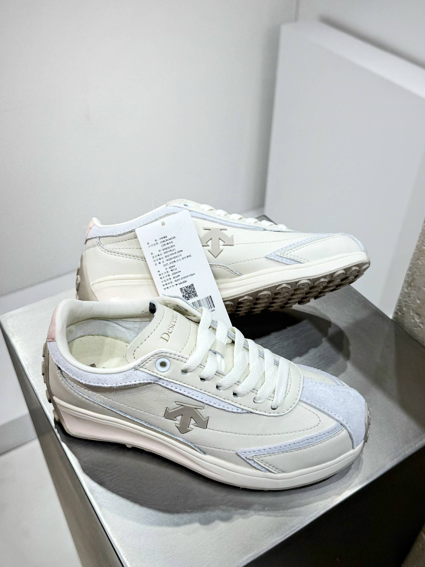 Descente Female Running Shoes M-l-s