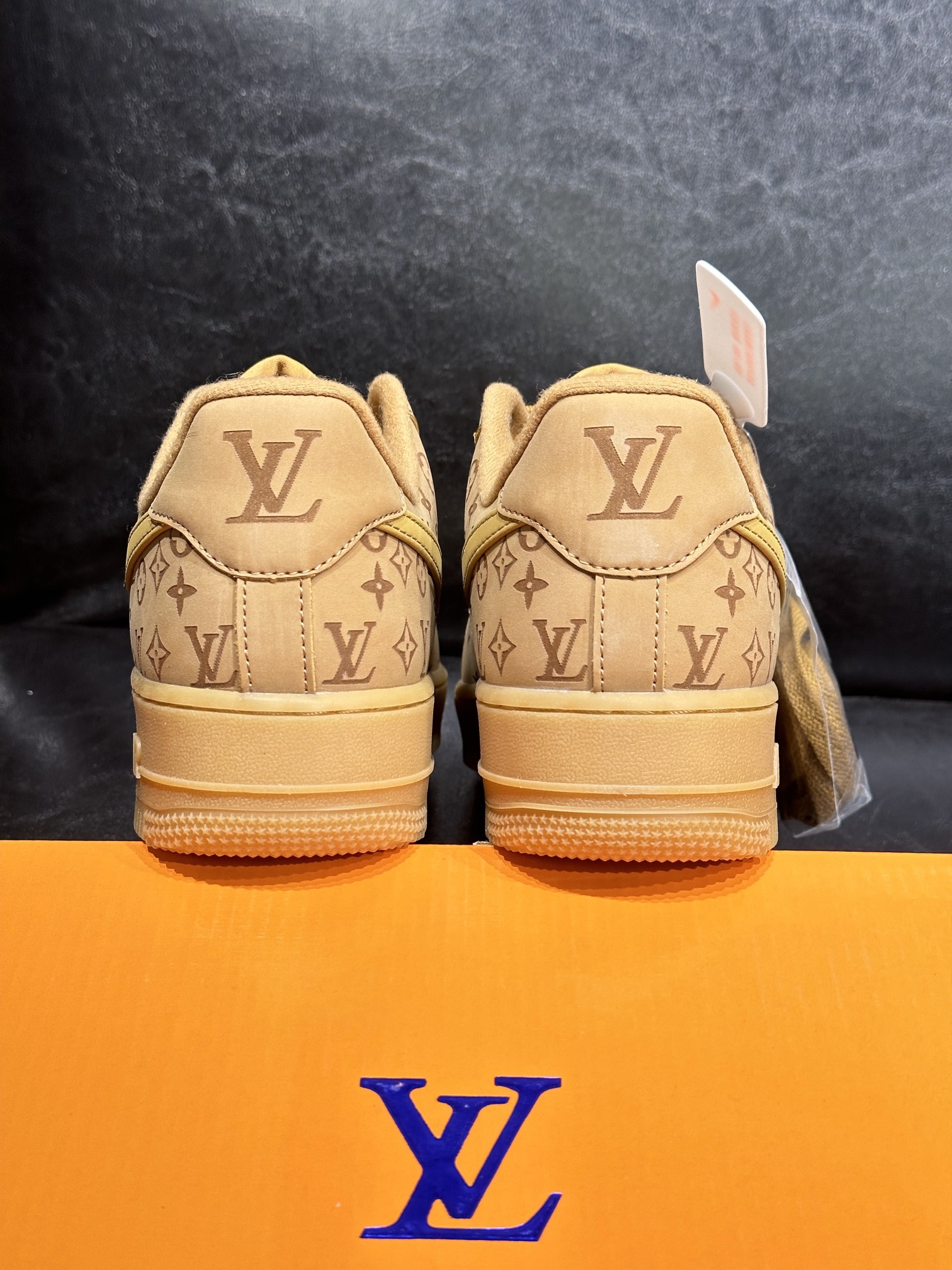 Nike Sneakers L