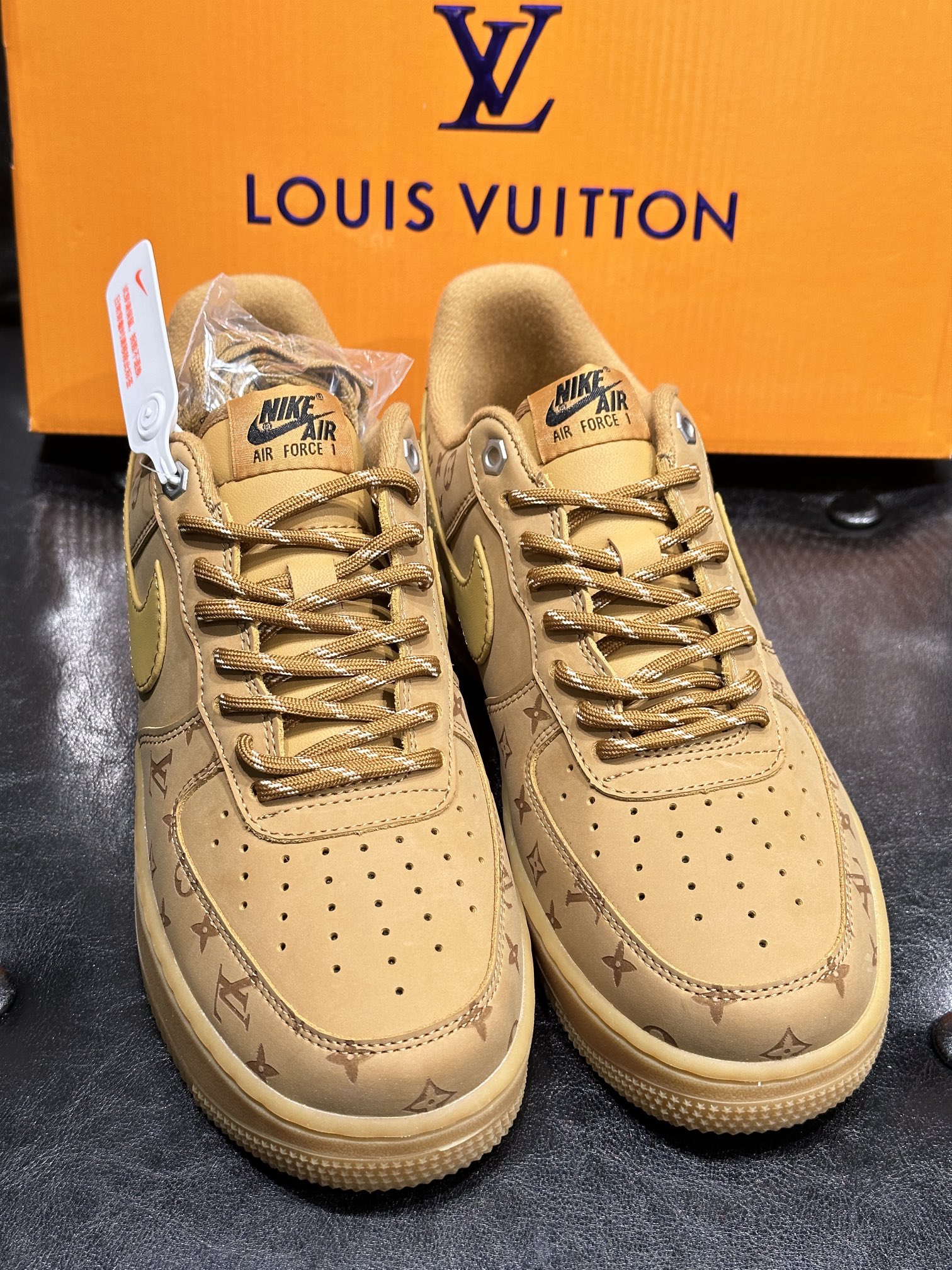 Nike Sneakers L