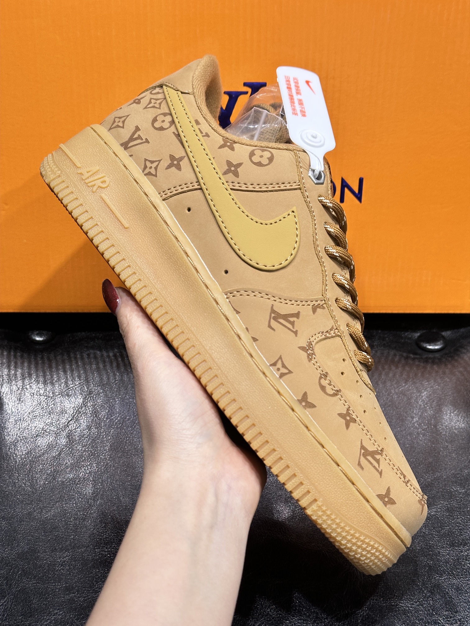 Nike Sneakers L