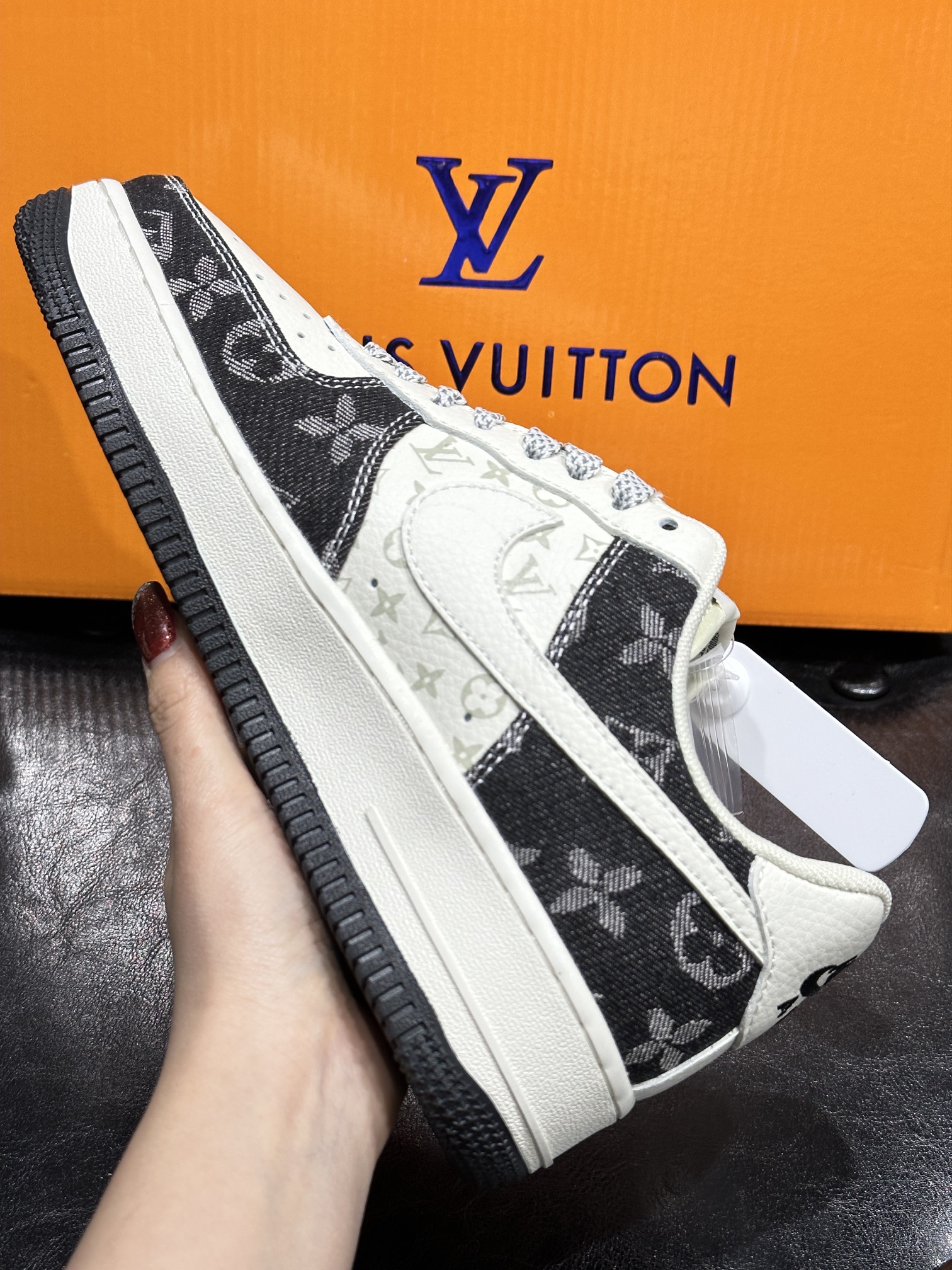 Nike Sneakers L