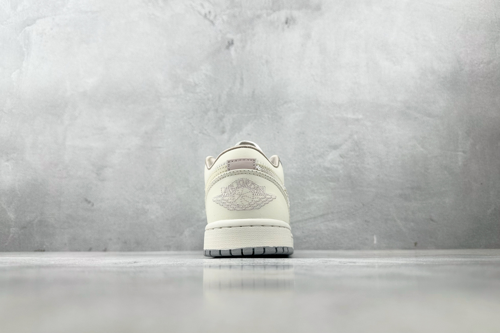 Jordan Nike Basic Shoes