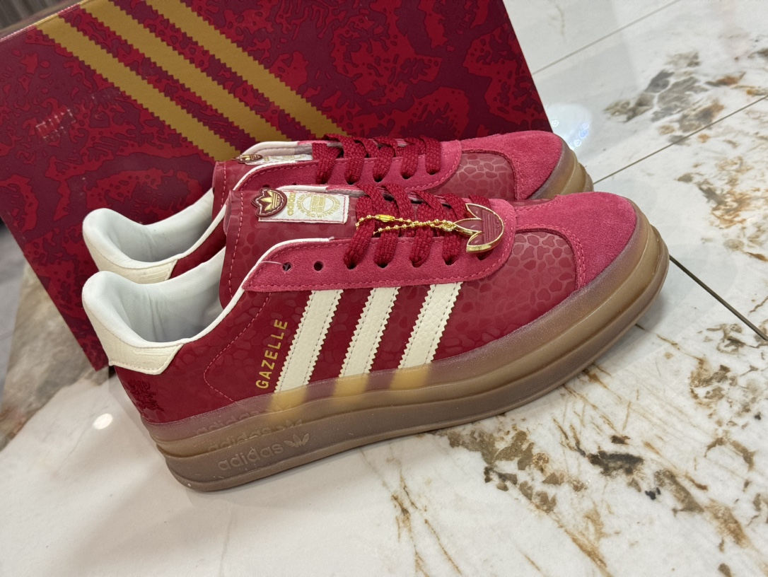 Board Shoes Red L-s